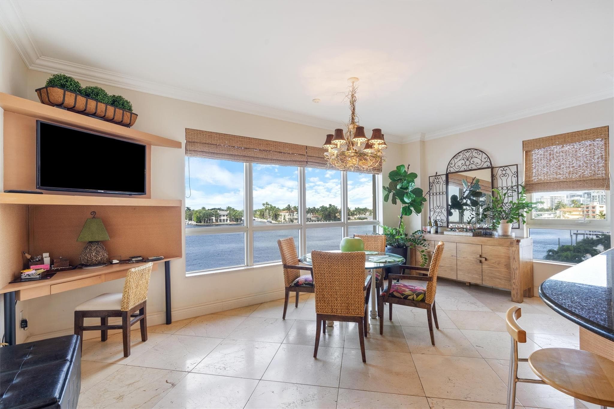 209 N Birch Road 401, Fort Lauderdale, FL 33304 — photo 24 of 40