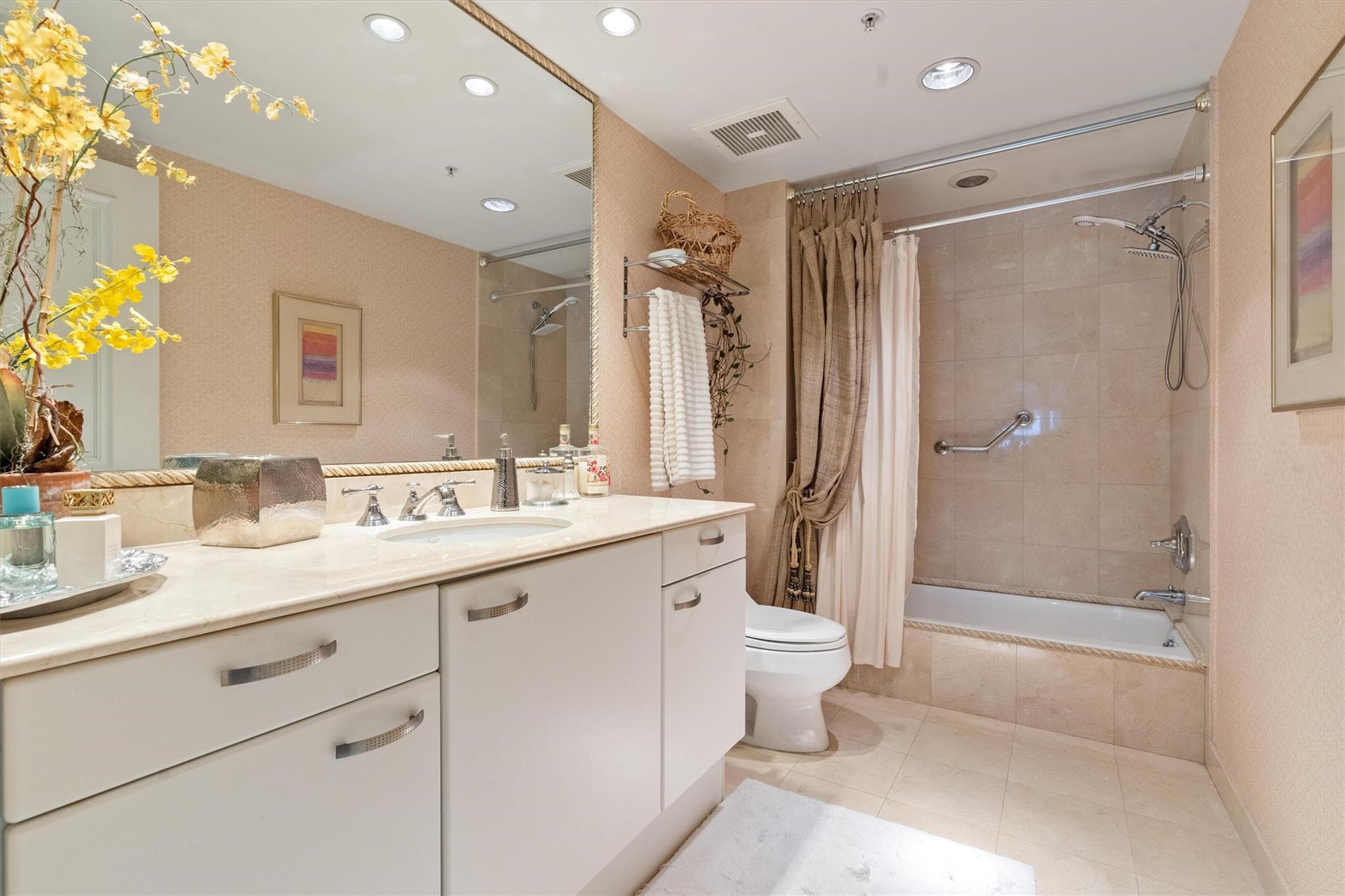 209 N Birch Road 401, Fort Lauderdale, FL 33304 — photo 34 of 40