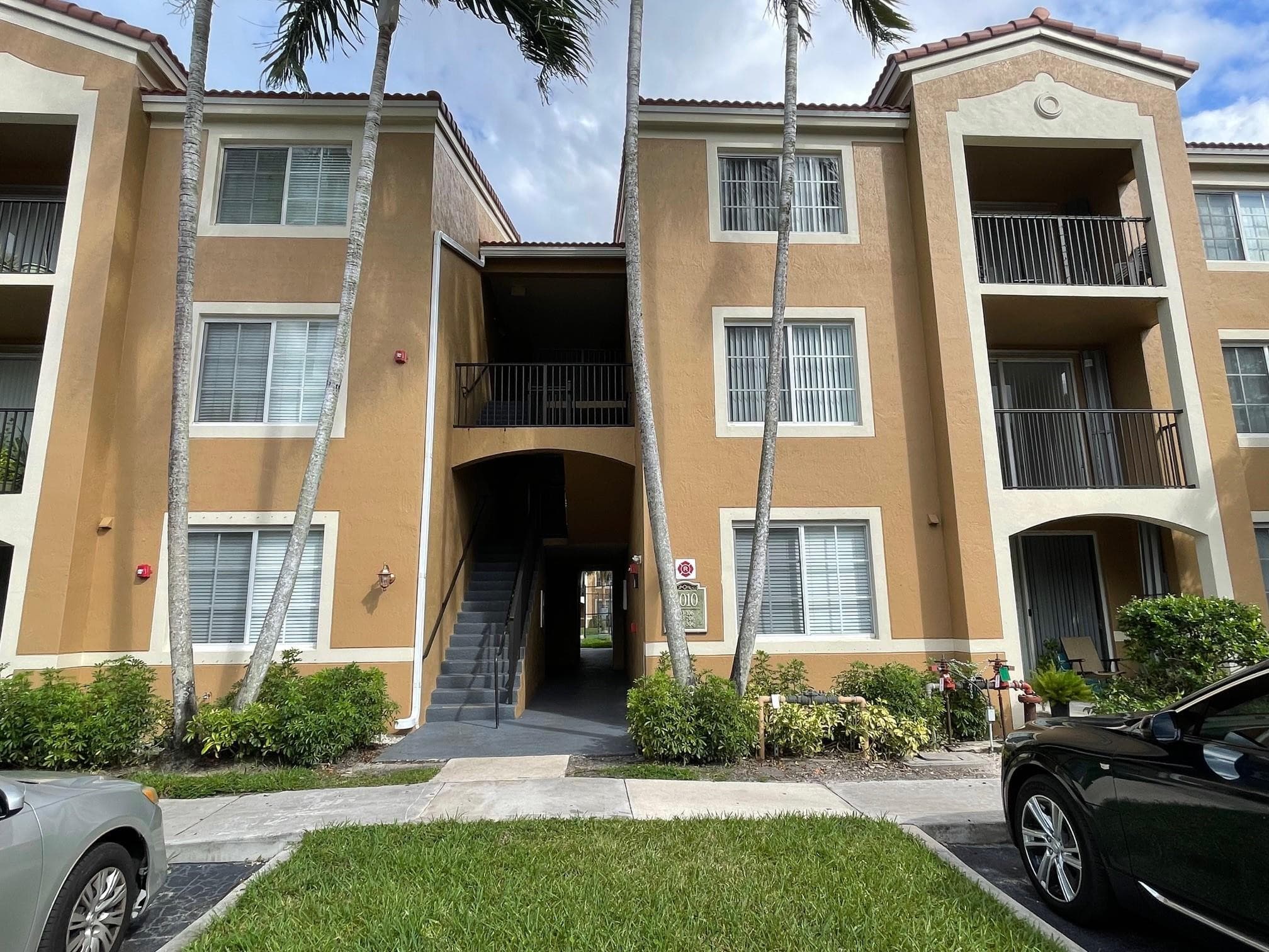 8010 N Nob Hill Road 205, Tamarac, FL 33321 — photo 2 of 14