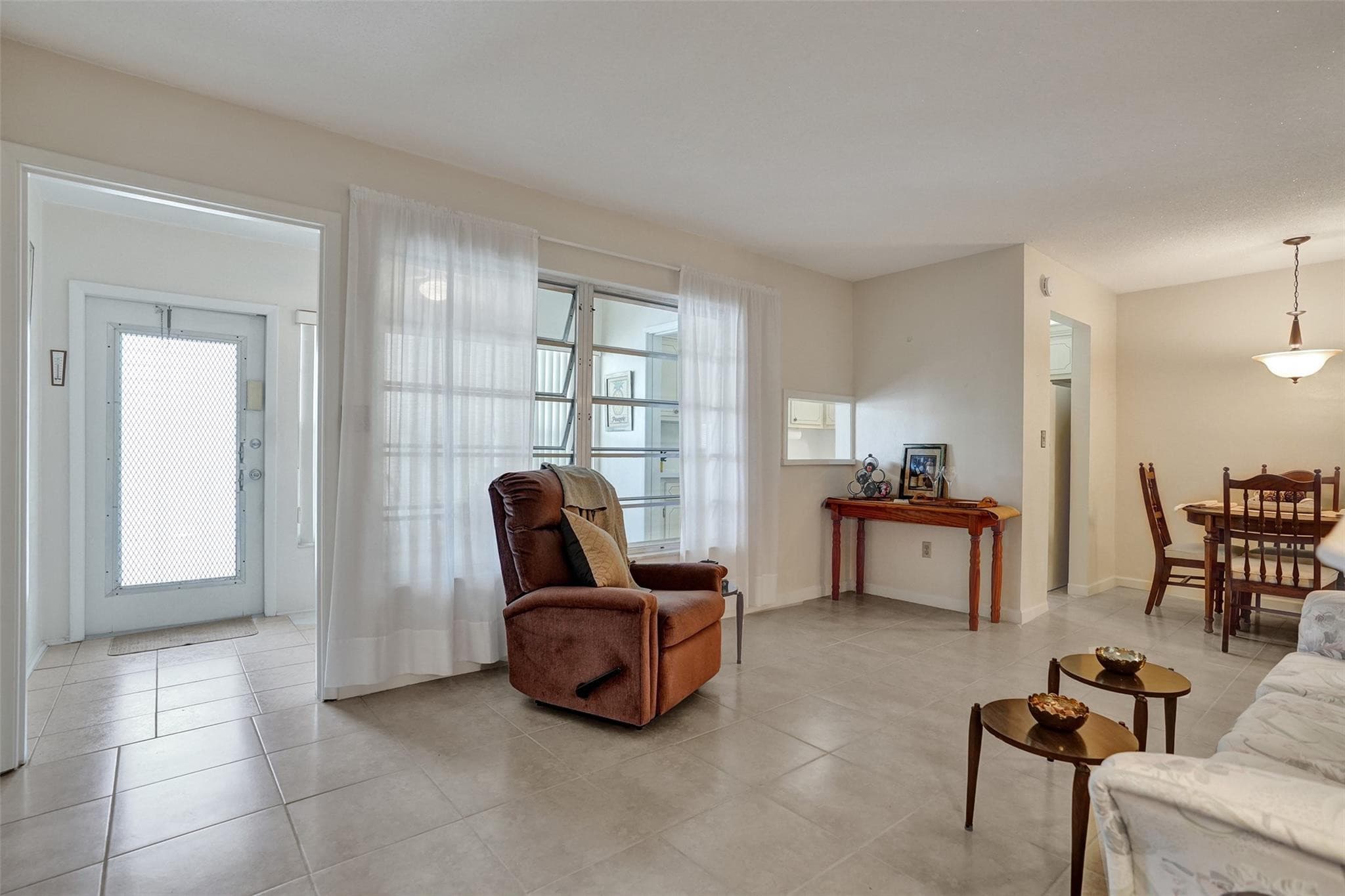 1300 N 12th Court 4b, Hollywood, FL 33019 — photo 7 of 21