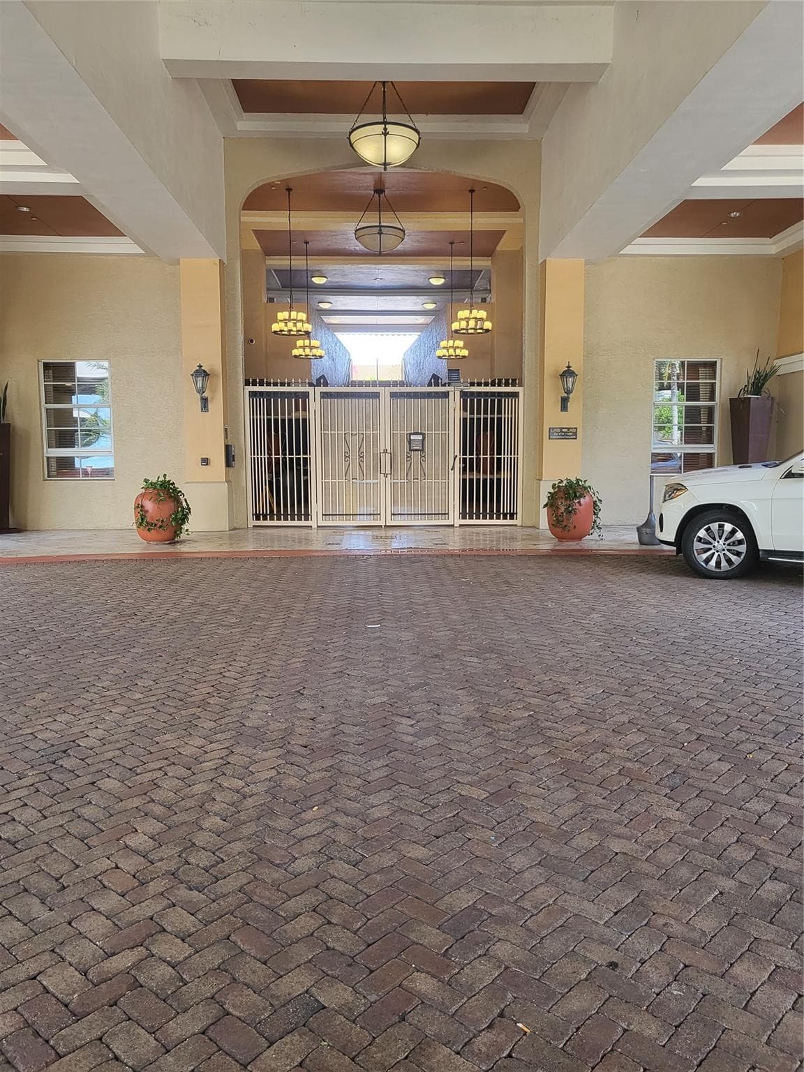 520 SE 5th Avenue 3404, Fort Lauderdale, FL 33301 — photo 2 of 26