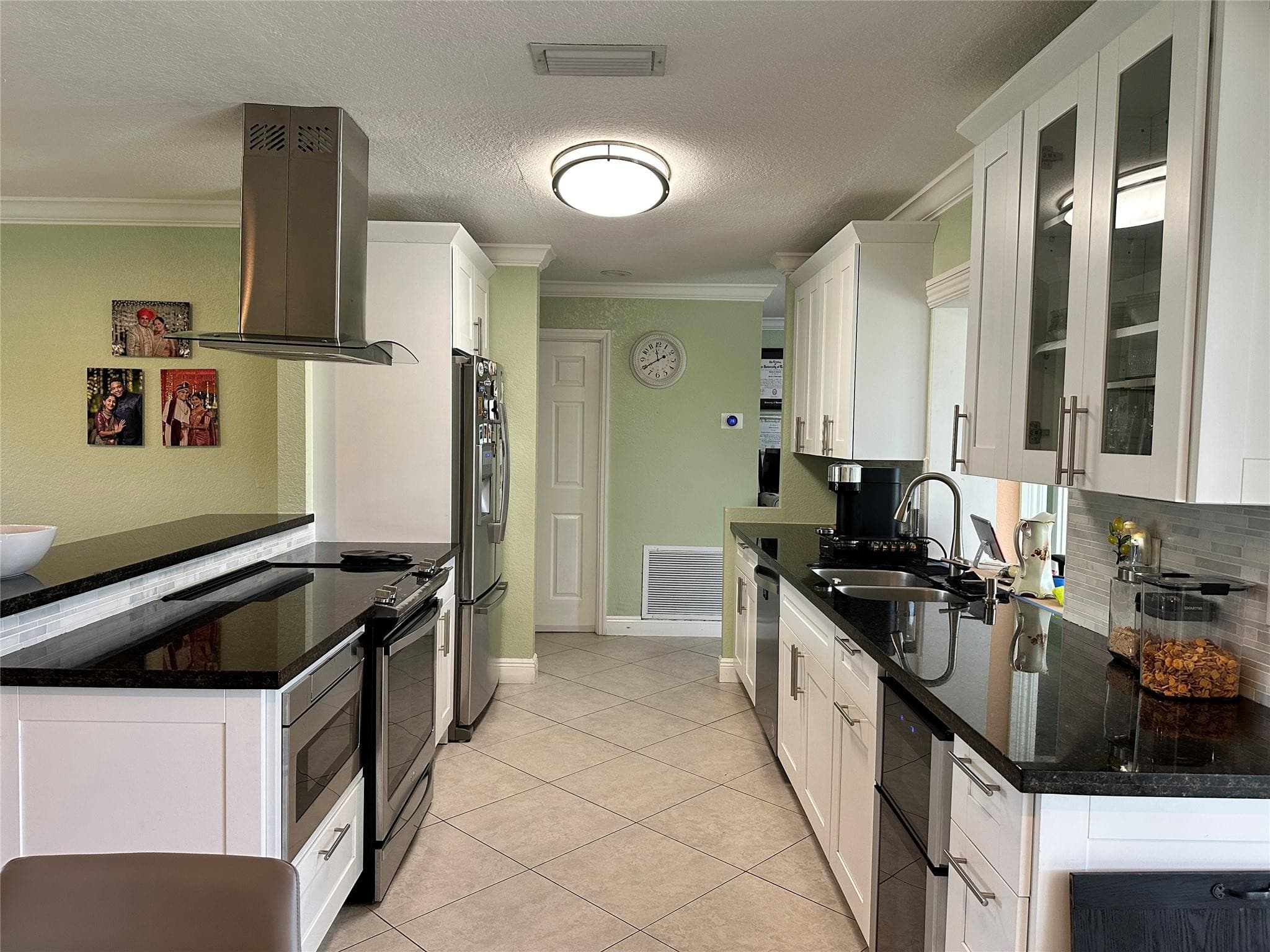 9208 NW 80th Street, Tamarac, FL 33321 — photo 14 of 19