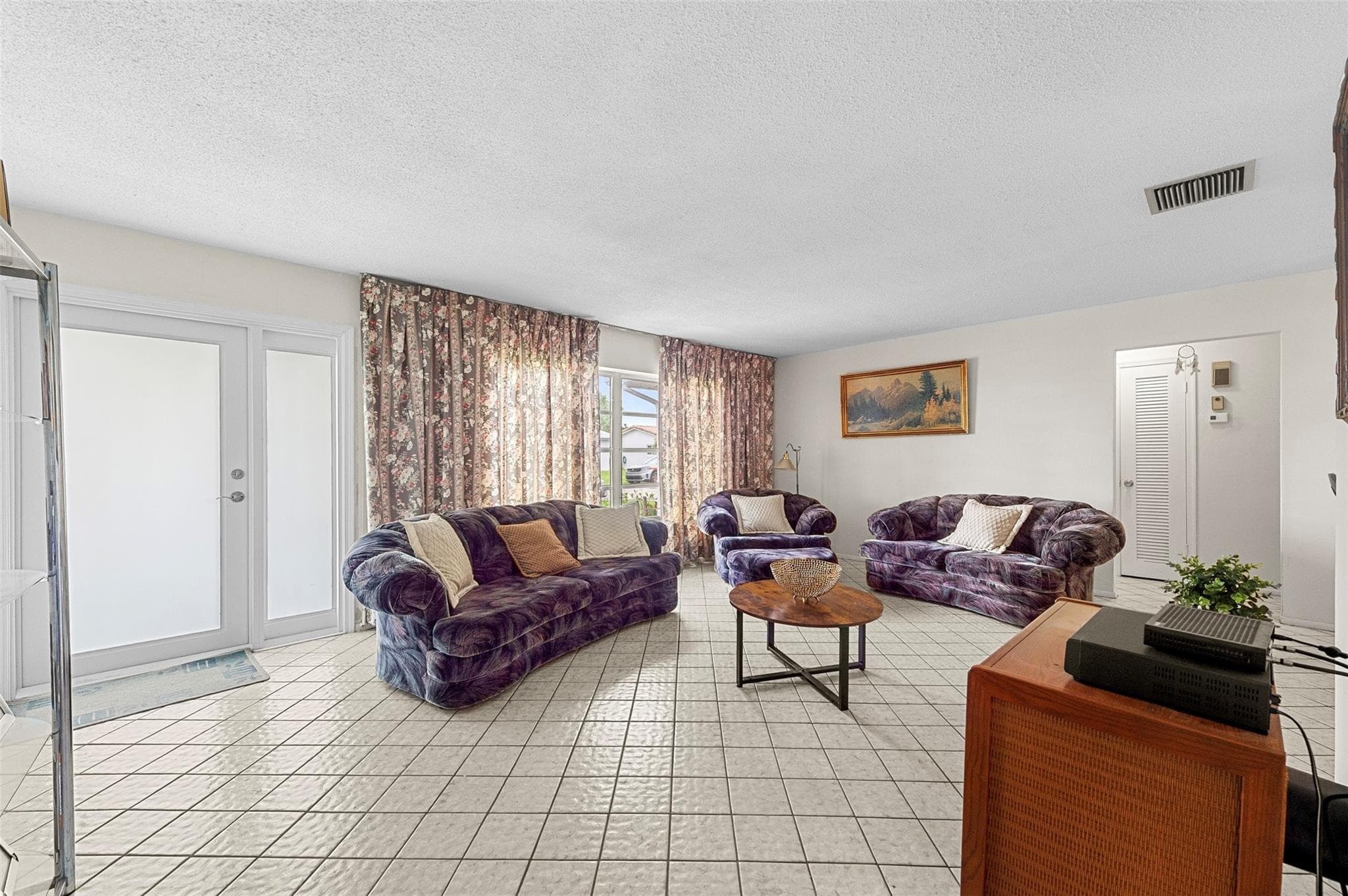 8604 NW 57th Court, Tamarac, FL 33321 — photo 4 of 23