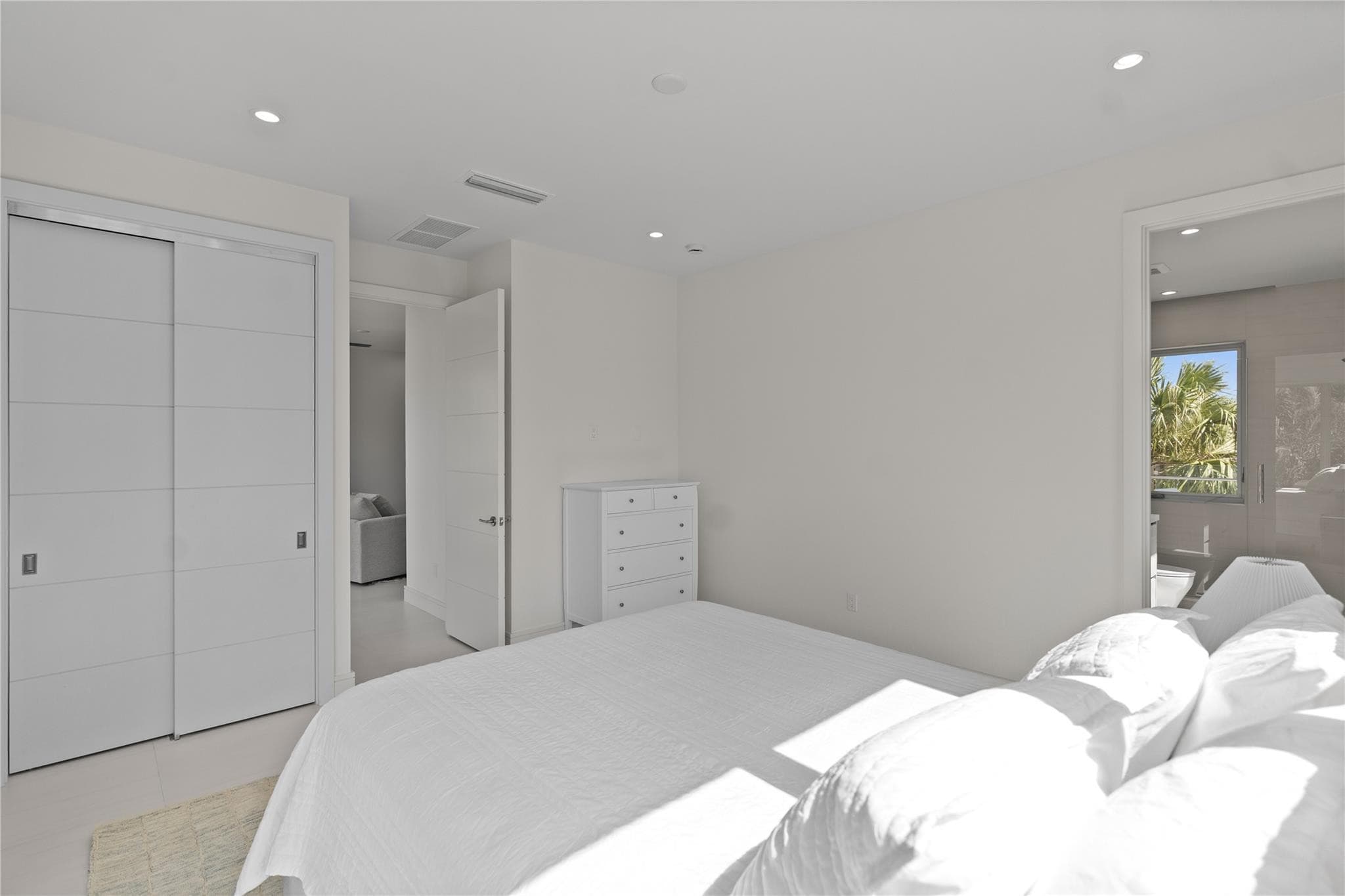 221 Shore Court 221, Lauderdale-By-The-Sea, FL 33308 — photo 46 of 88