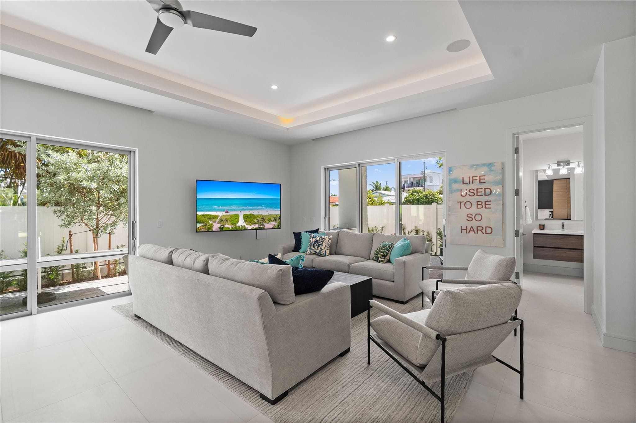 221 Shore Court 221, Lauderdale-By-The-Sea, FL 33308 — photo 18 of 88