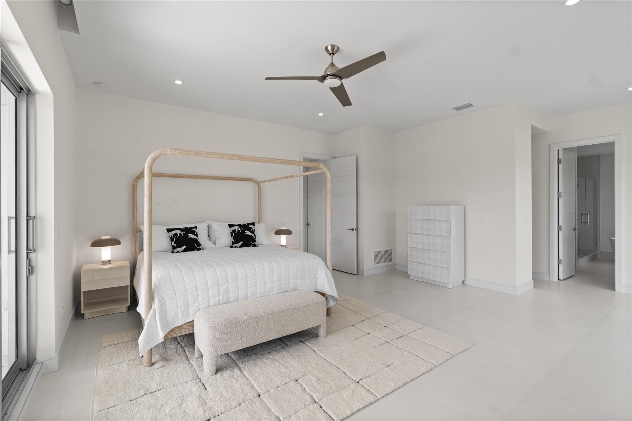 221 Shore Court 221, Lauderdale-By-The-Sea, FL 33308 — photo 52 of 88