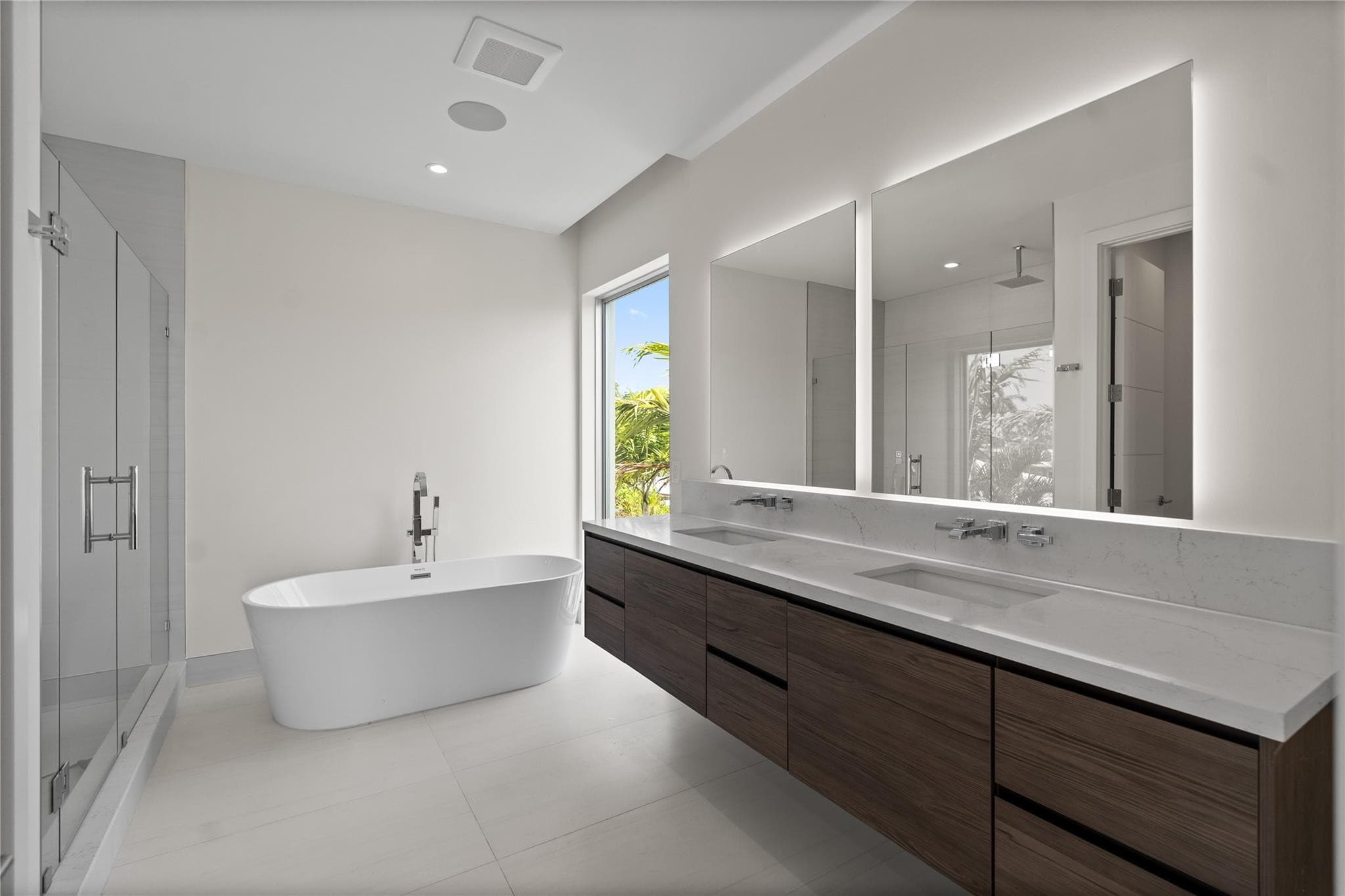 221 Shore Court 221, Lauderdale-By-The-Sea, FL 33308 — photo 55 of 88