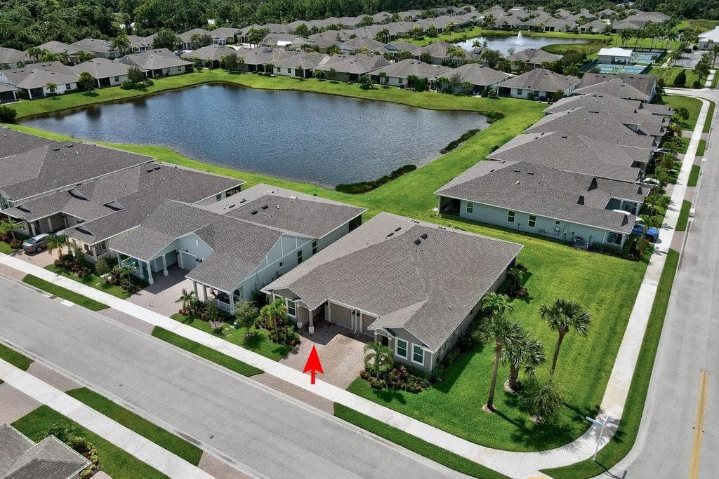 6035 Red Maple Manor, Vero Beach, FL 32966 — photo 4 of 36