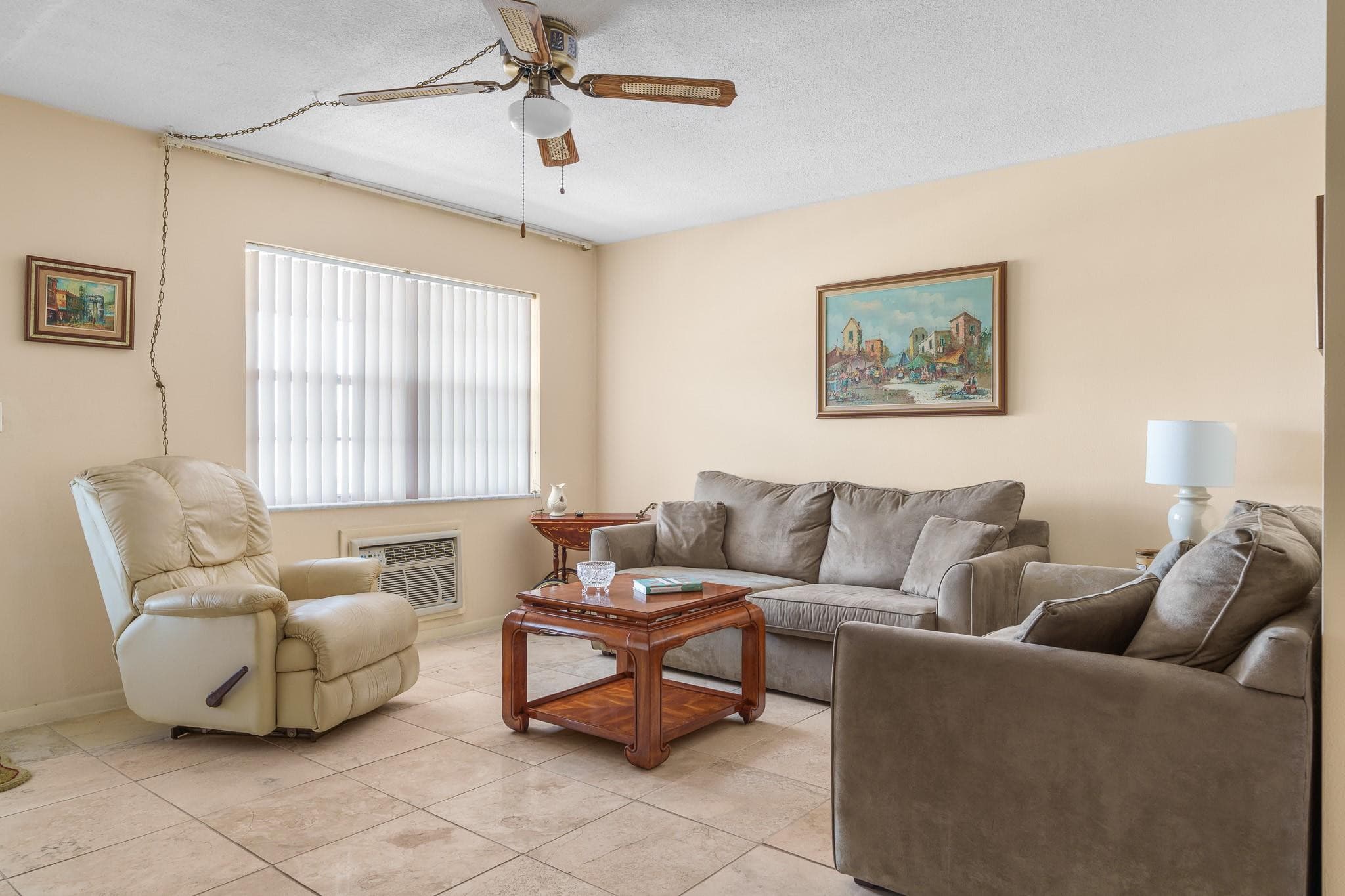 2106 NE 56th Court 204, Fort Lauderdale, FL 33308 — photo 4 of 28