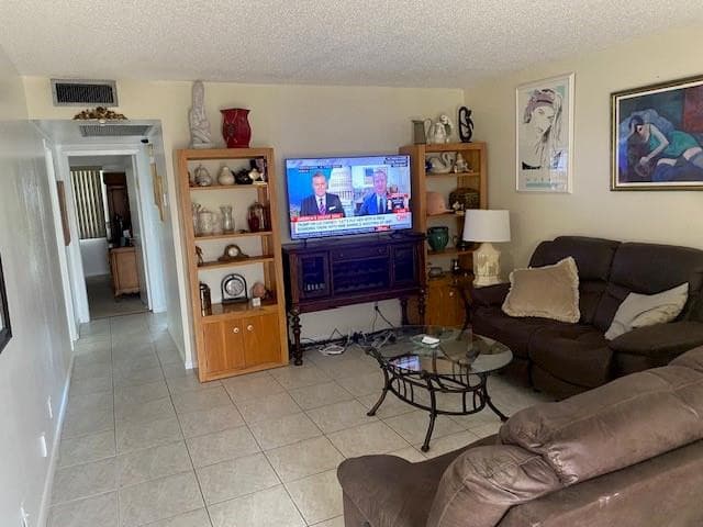 117 Brighton C 117, Boca Raton, FL 33434 — photo 5 of 9