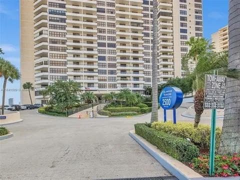 2500 Parkview Drive 814, Hallandale Beach, FL 33009 — photo 8 of 47