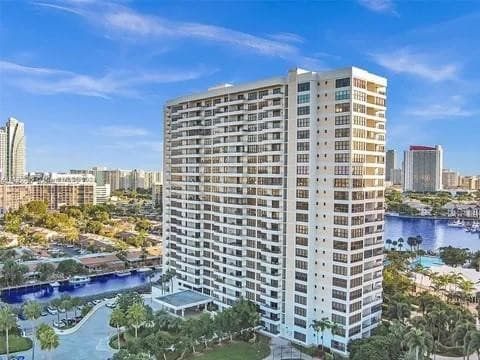 2500 Parkview Drive 814, Hallandale Beach, FL 33009 — photo 9 of 47