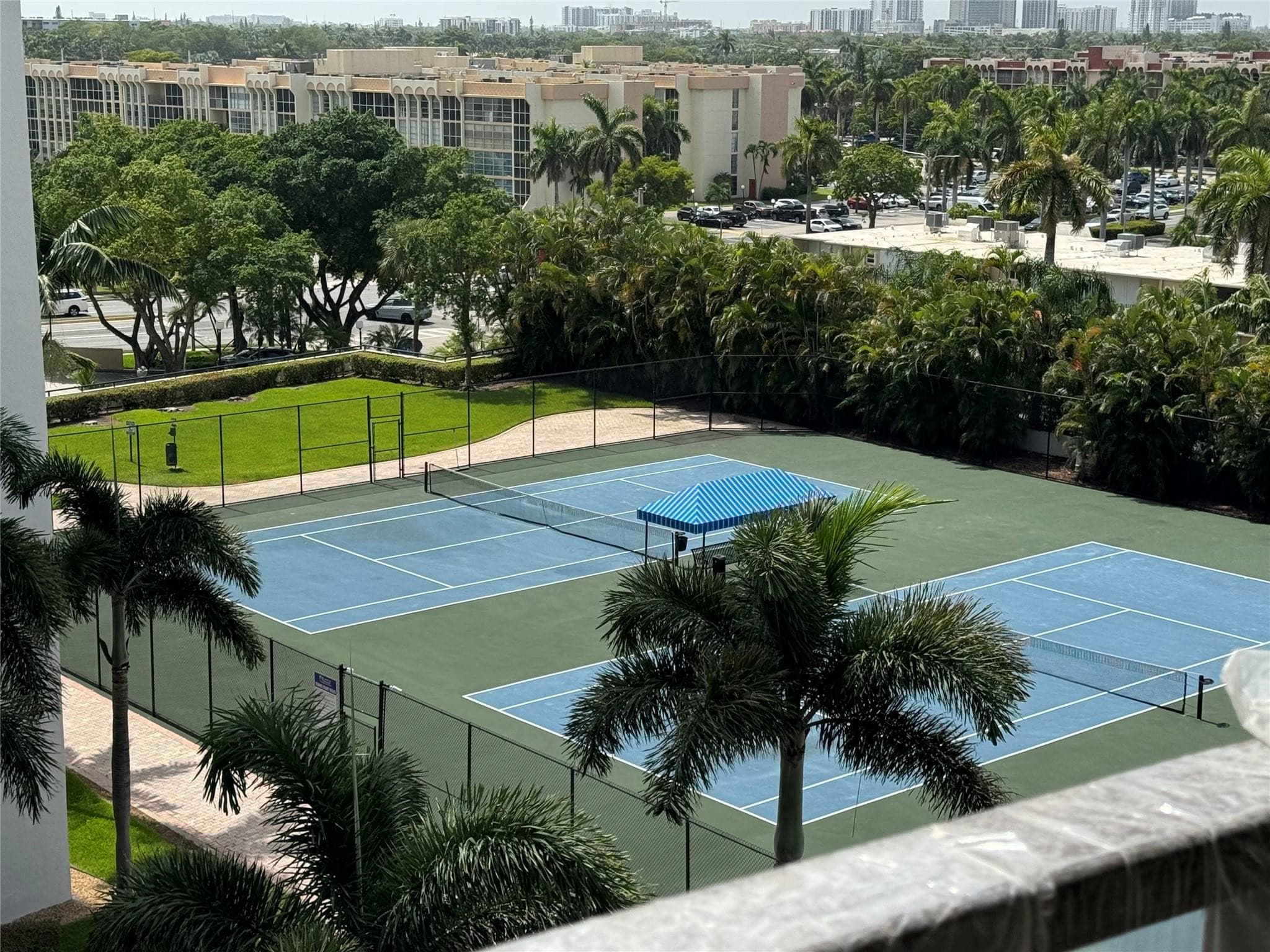 2500 Parkview Drive 814, Hallandale Beach, FL 33009 — photo 38 of 47