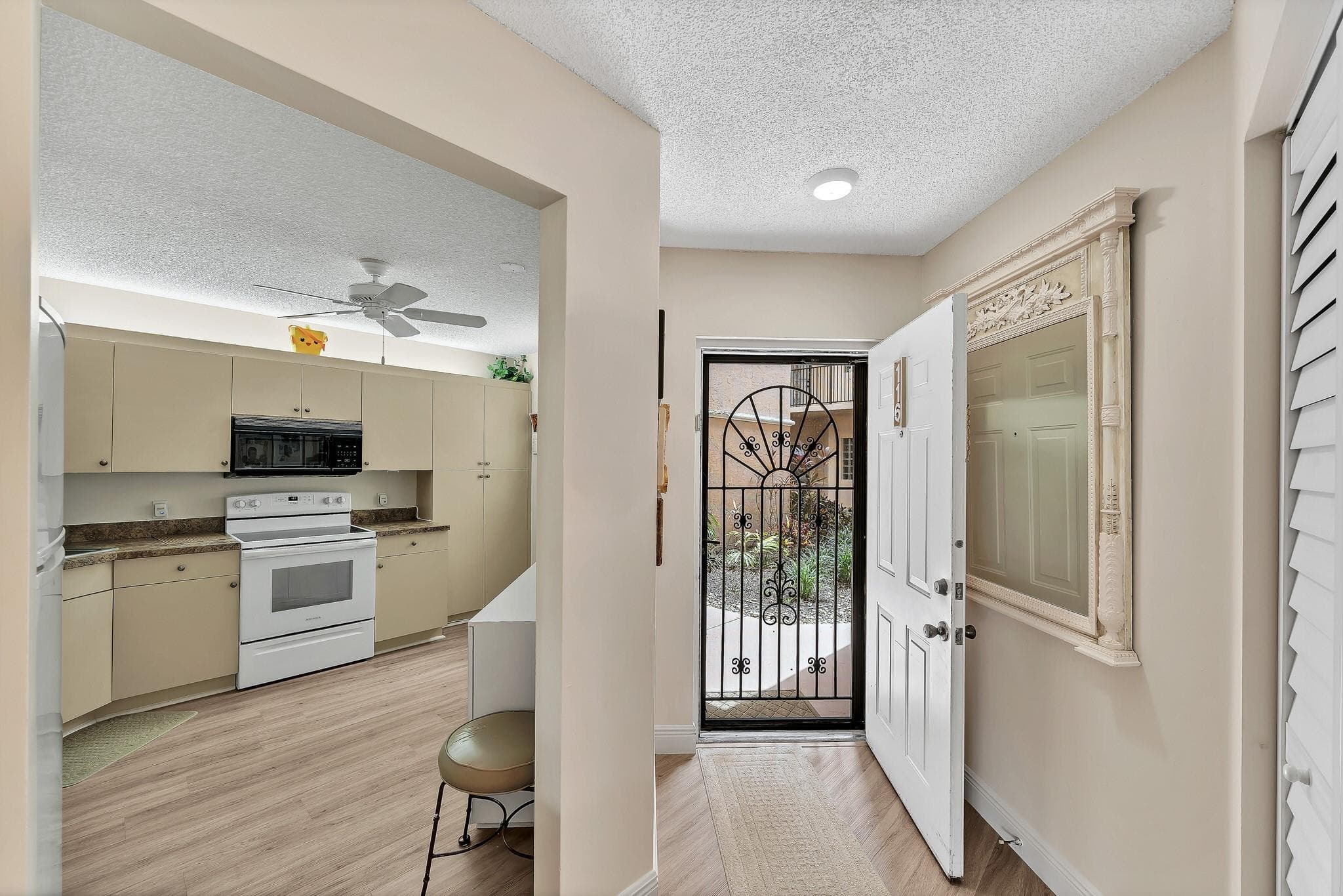 4101 Coral Tree Circle 116, Coconut Creek, FL 33073 — photo 7 of 45