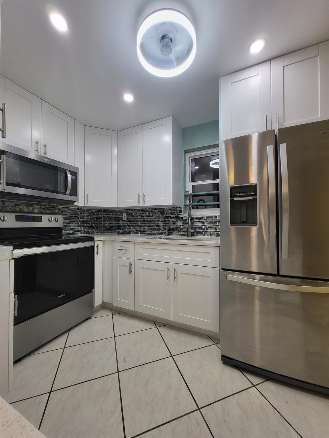1890 W 56th Street 1113, Hialeah, FL 33012 — photo 4 of 35