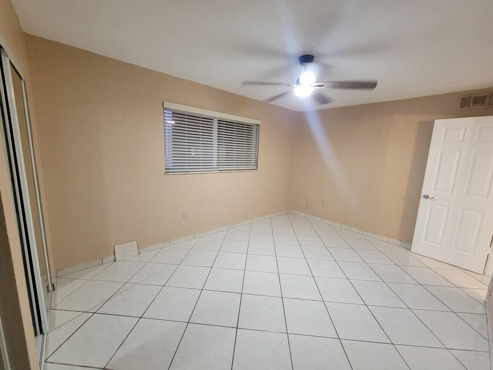 1890 W 56th Street 1113, Hialeah, FL 33012 — photo 17 of 35