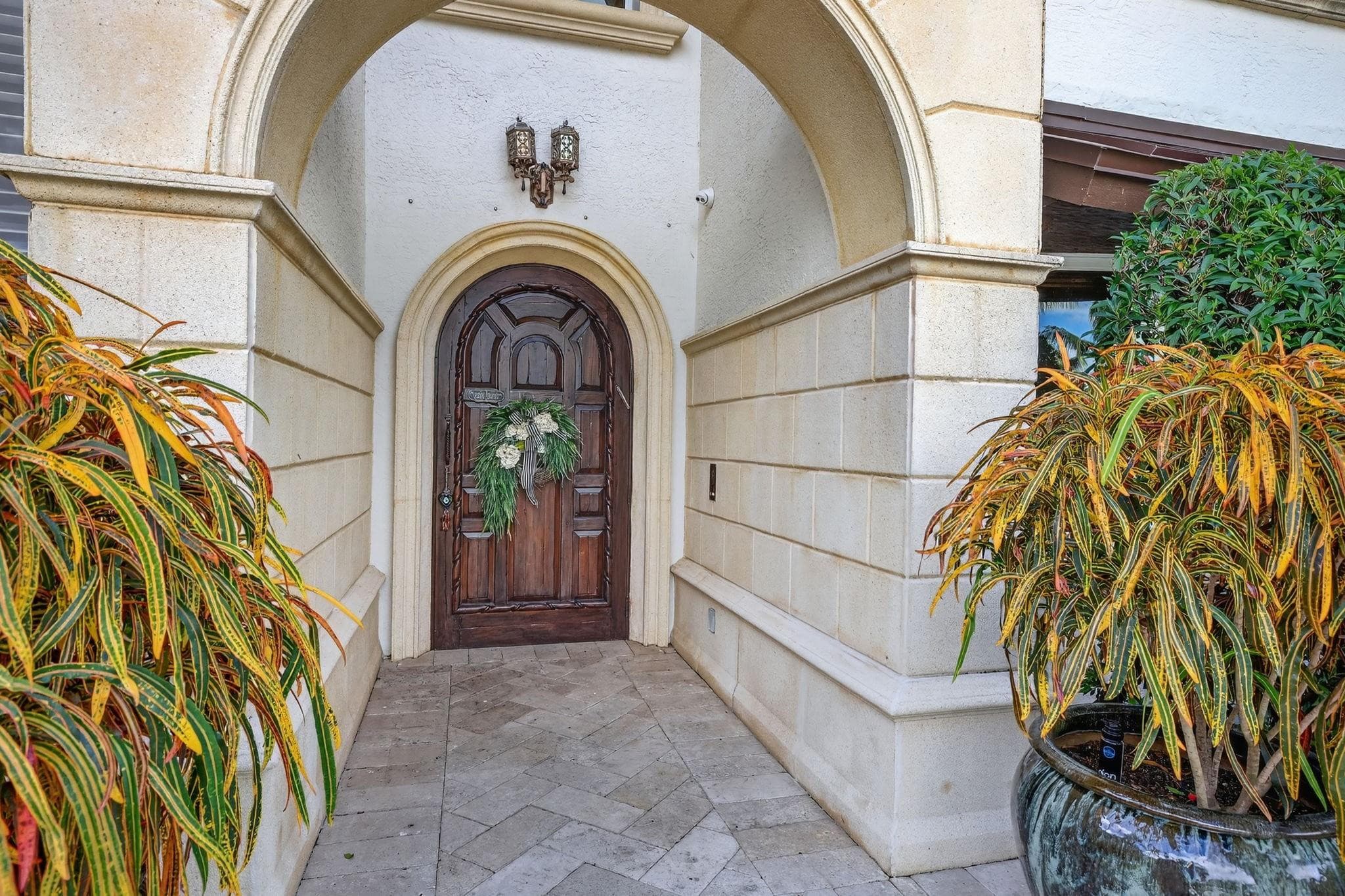 2630 Barcelona Drive, Fort Lauderdale, FL 33301 — photo 5 of 81