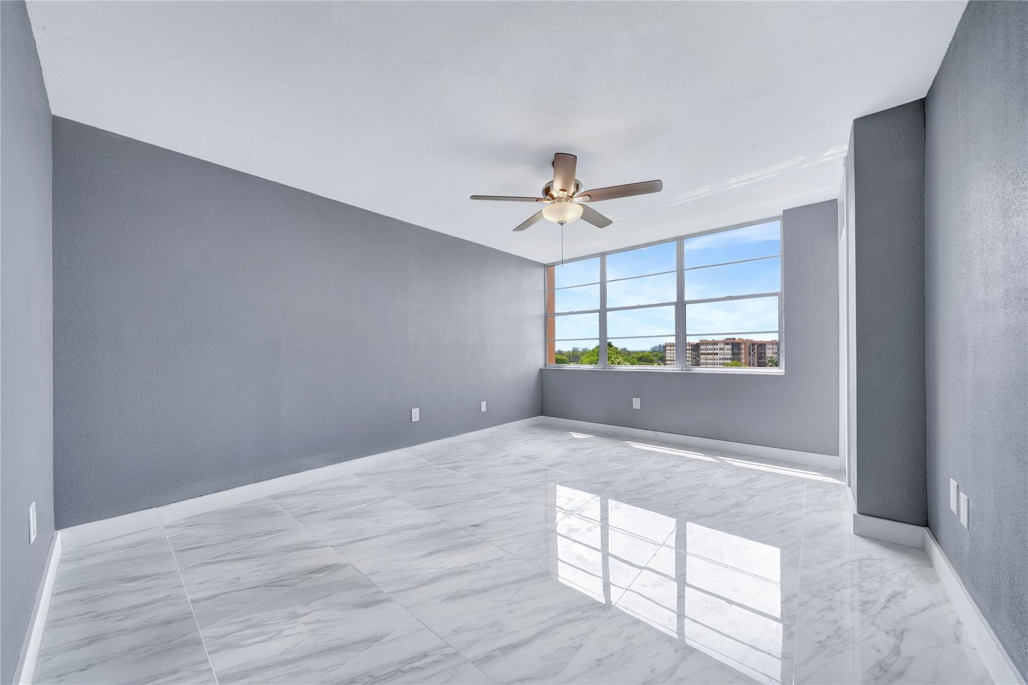 1100 Saint Charles Place 708, Pembroke Pines, FL 33026 — photo 13 of 53