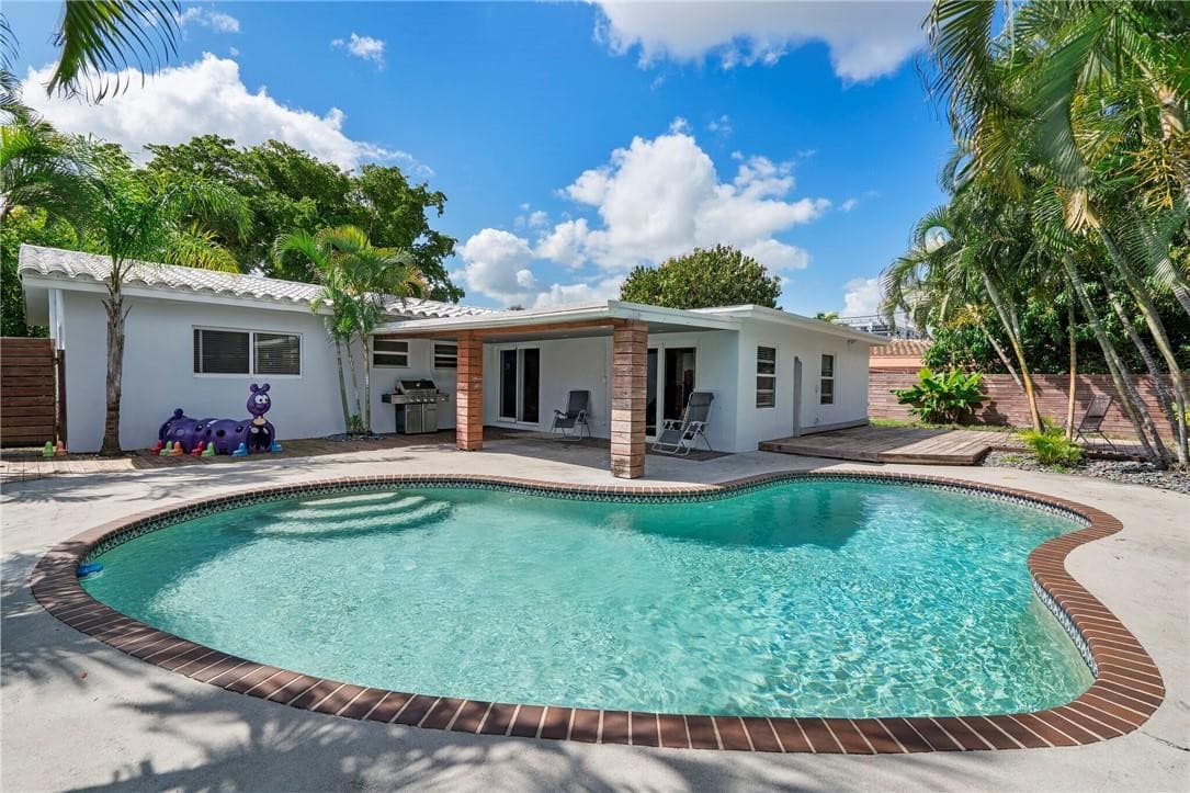 1949 Windward Drive, Lauderdale-By-The-Sea, FL 33062 — photo 15 of 22