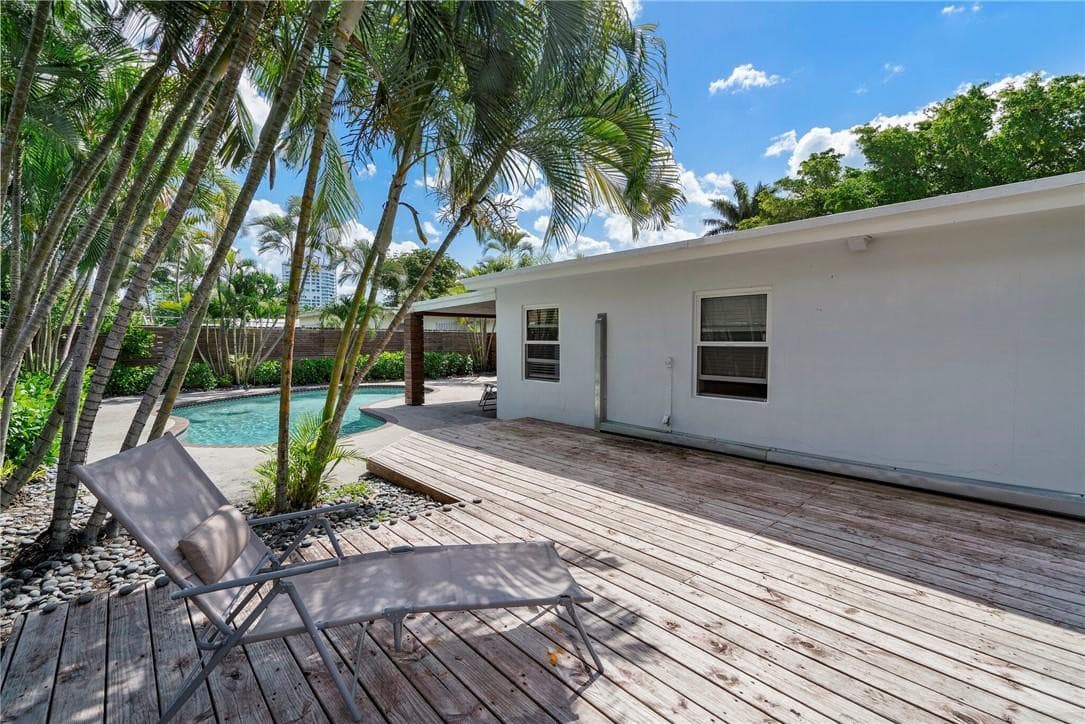 1949 Windward Drive, Lauderdale-By-The-Sea, FL 33062 — photo 16 of 22