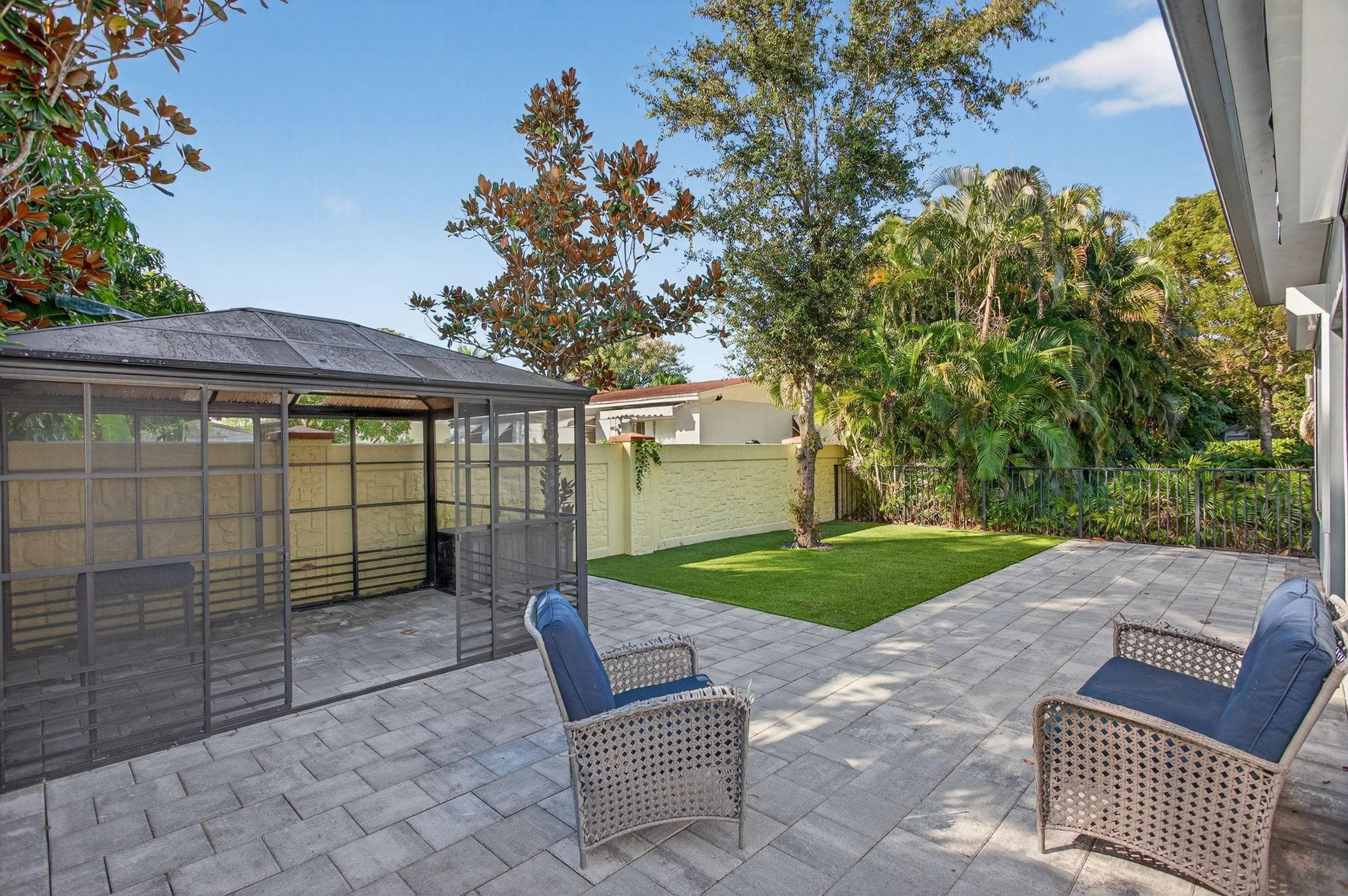 69 S Cortez Drive 69, Margate, FL 33068 — photo 20 of 40
