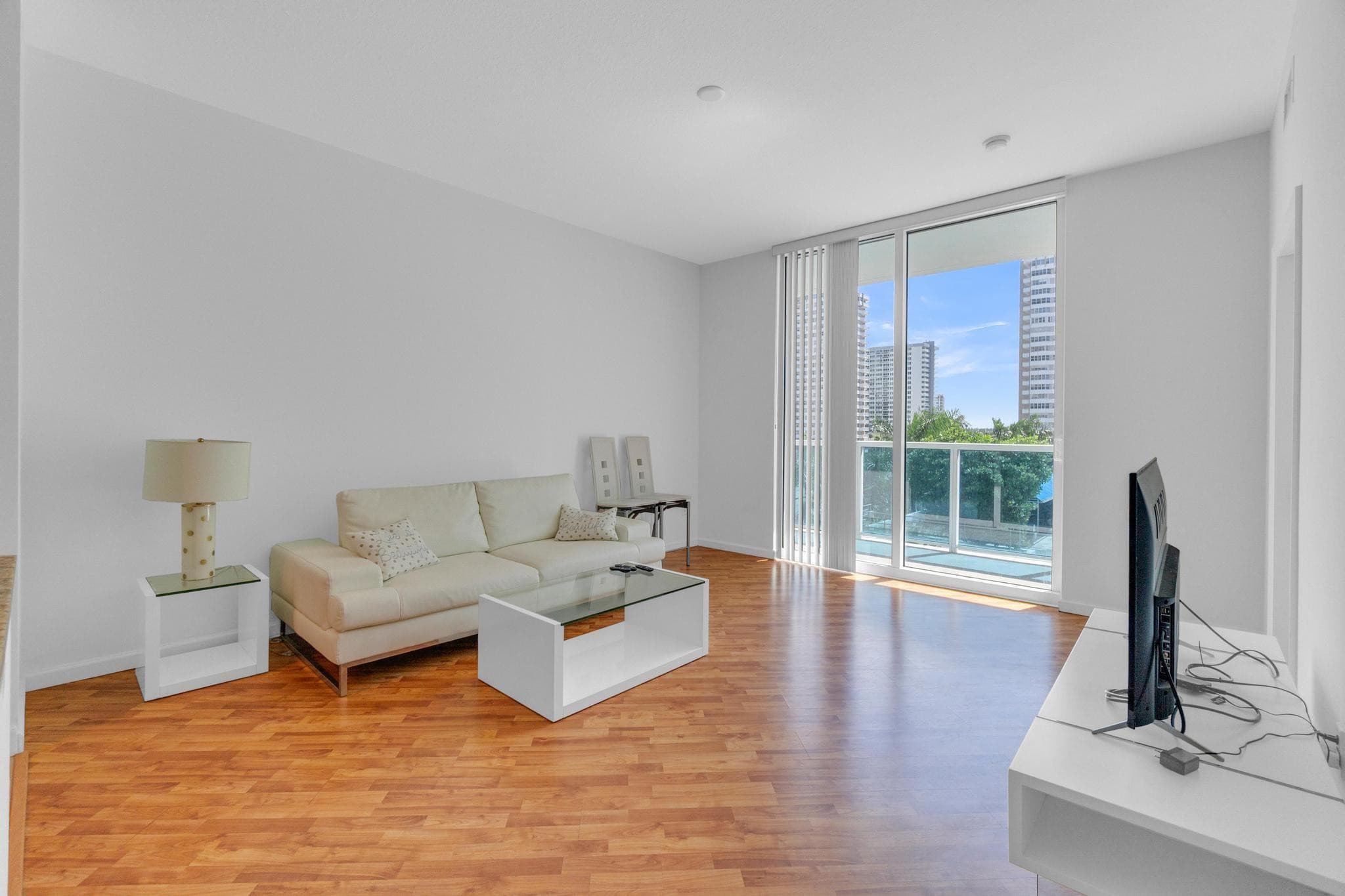 1945 S Ocean Drive 502, Hallandale Beach, FL 33009 — photo 6 of 34