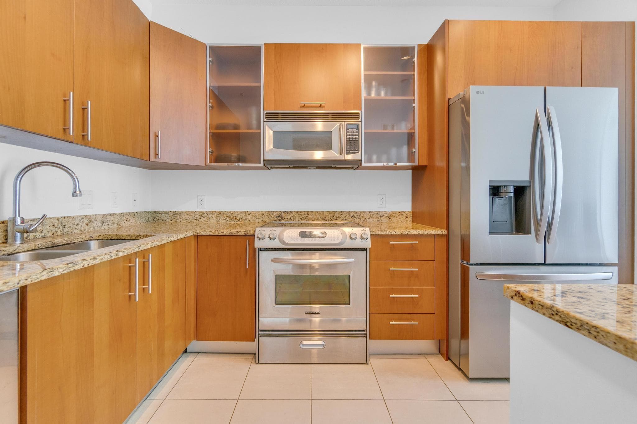 1945 S Ocean Drive 502, Hallandale Beach, FL 33009 — photo 13 of 34