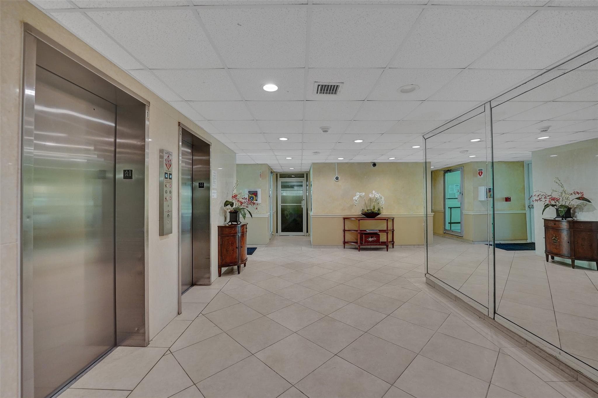 2500 NE 48th Lane 603, Fort Lauderdale, FL 33308 — photo 18 of 29