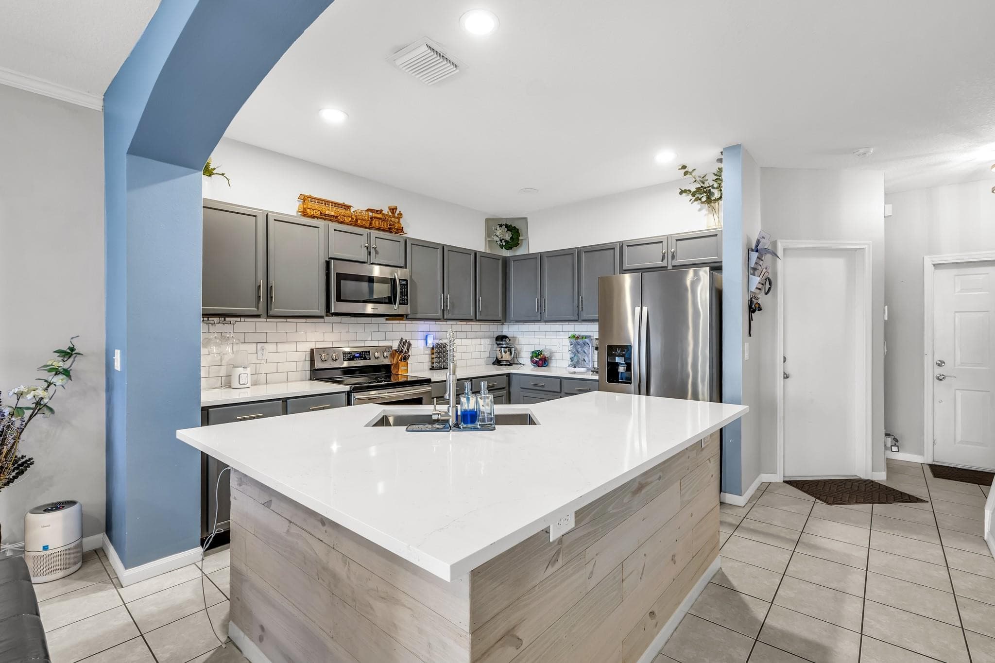 9723 Lago Drive 9723, Boynton Beach, FL 33472 — photo 5 of 34