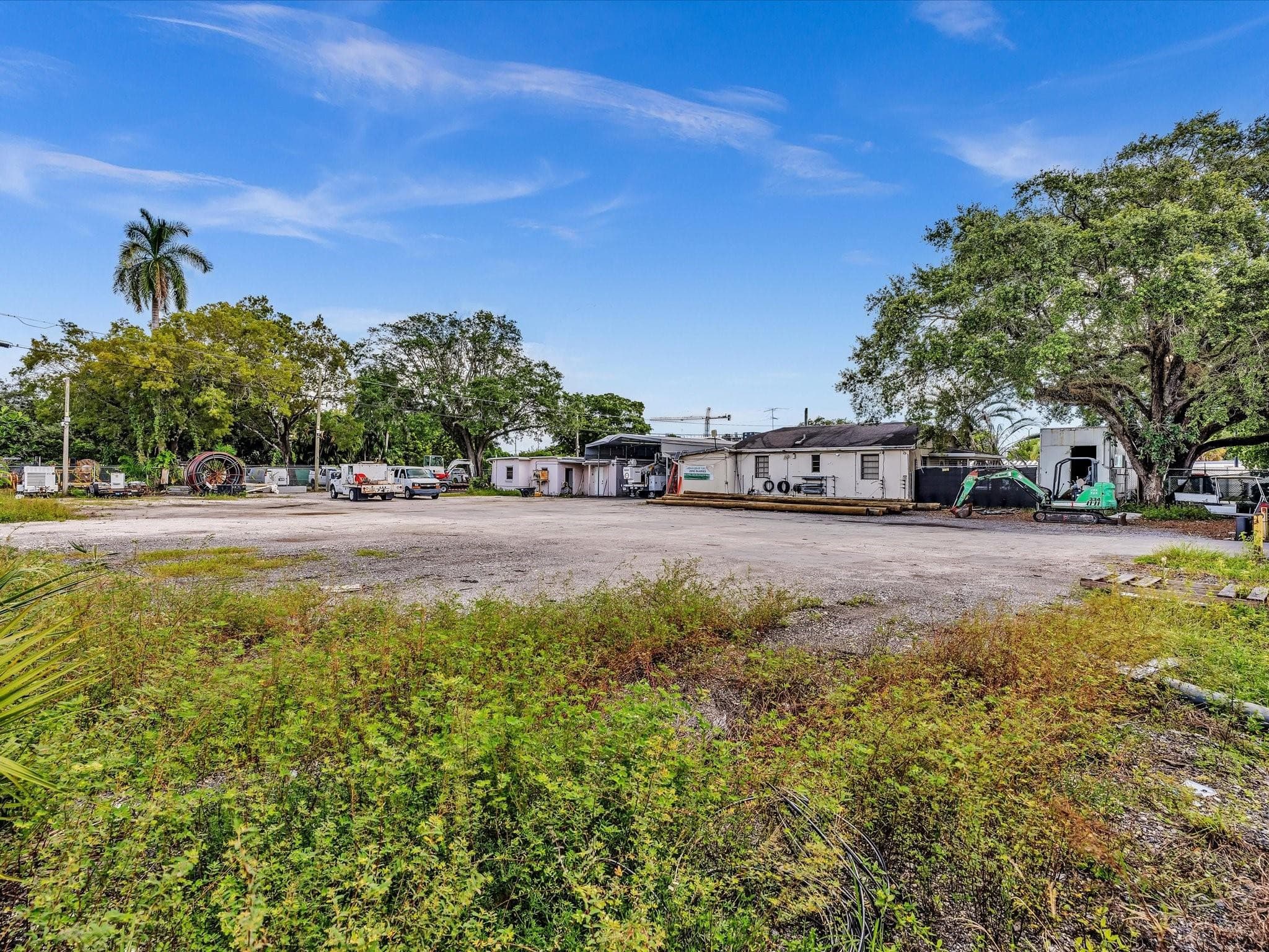 4901 SW 51st Street, Davie, FL 33314 — photo 9 of 48