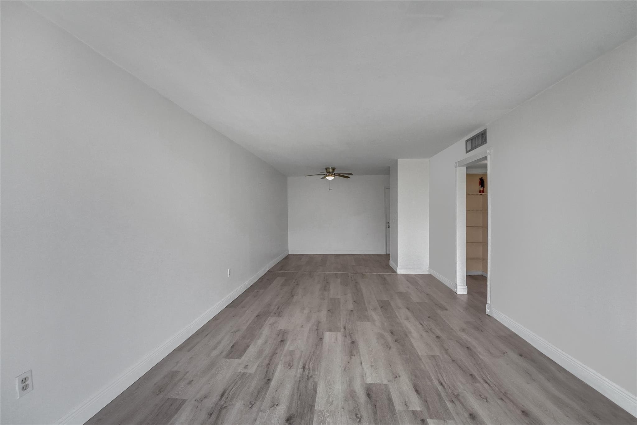 301 Croton Avenue 302, Lantana, FL 33462 — photo 16 of 38