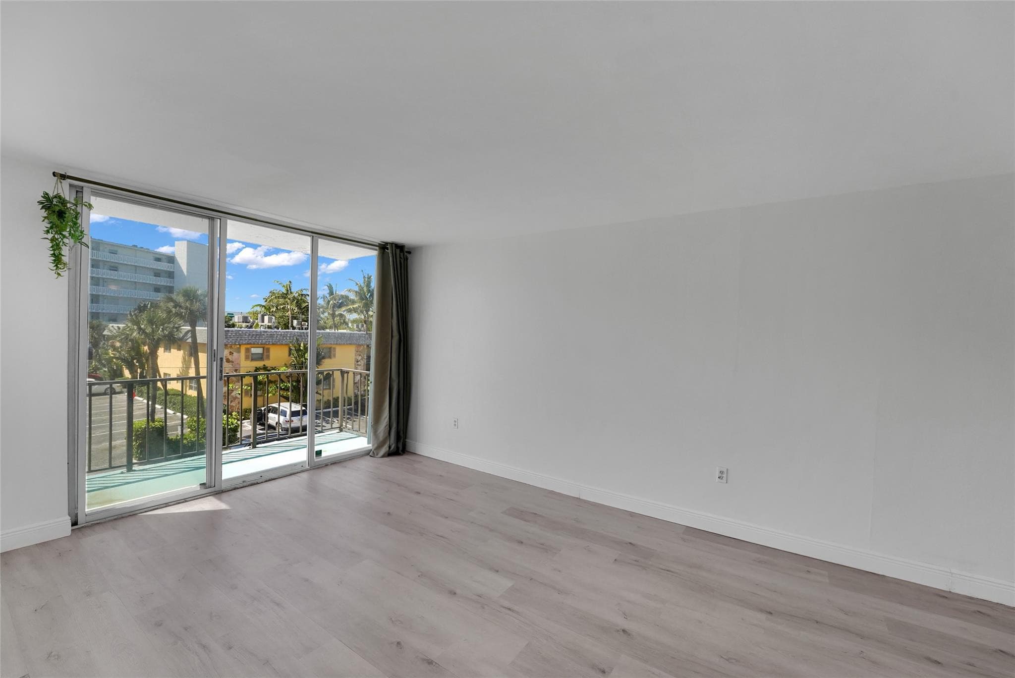 301 Croton Avenue 302, Lantana, FL 33462 — photo 23 of 38