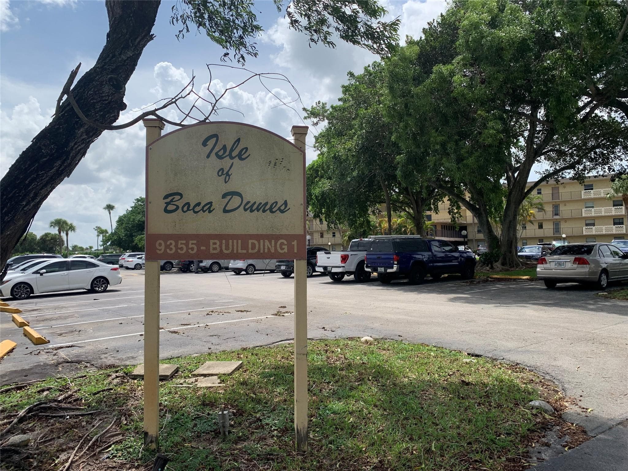 9355 SW 8th Street 321, Boca Raton, FL 33428 — photo 1 of 15