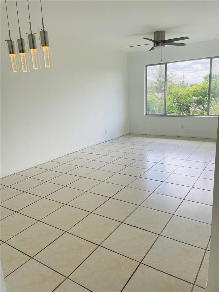 3247 NW 103rd Te 308-C, Coral Springs, FL 33065 — photo 5 of 9