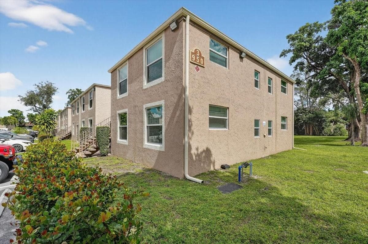 950 NW 80th Avenue 106, Margate, FL 33063 — photo 27 of 31