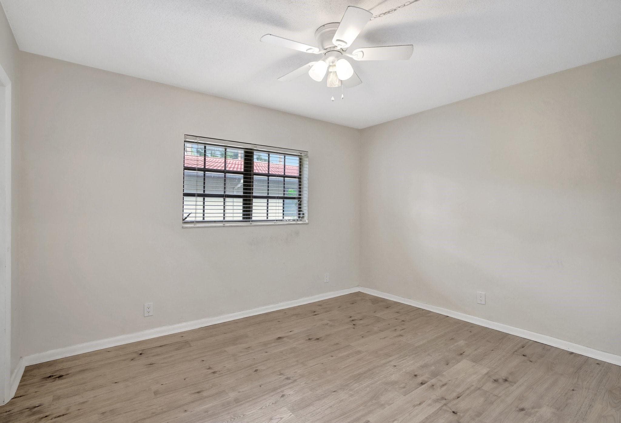 917 NE 16th Avenue 7, Fort Lauderdale, FL 33304 — photo 11 of 39