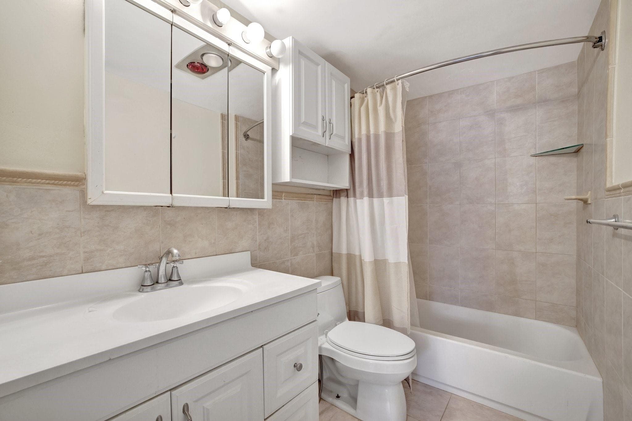 917 NE 16th Avenue 7, Fort Lauderdale, FL 33304 — photo 34 of 39