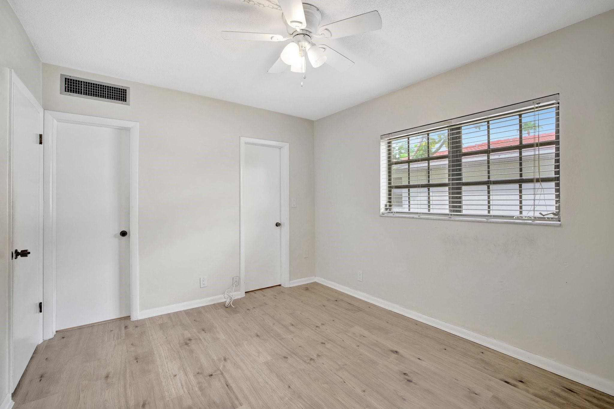 917 NE 16th Avenue 7, Fort Lauderdale, FL 33304 — photo 36 of 39