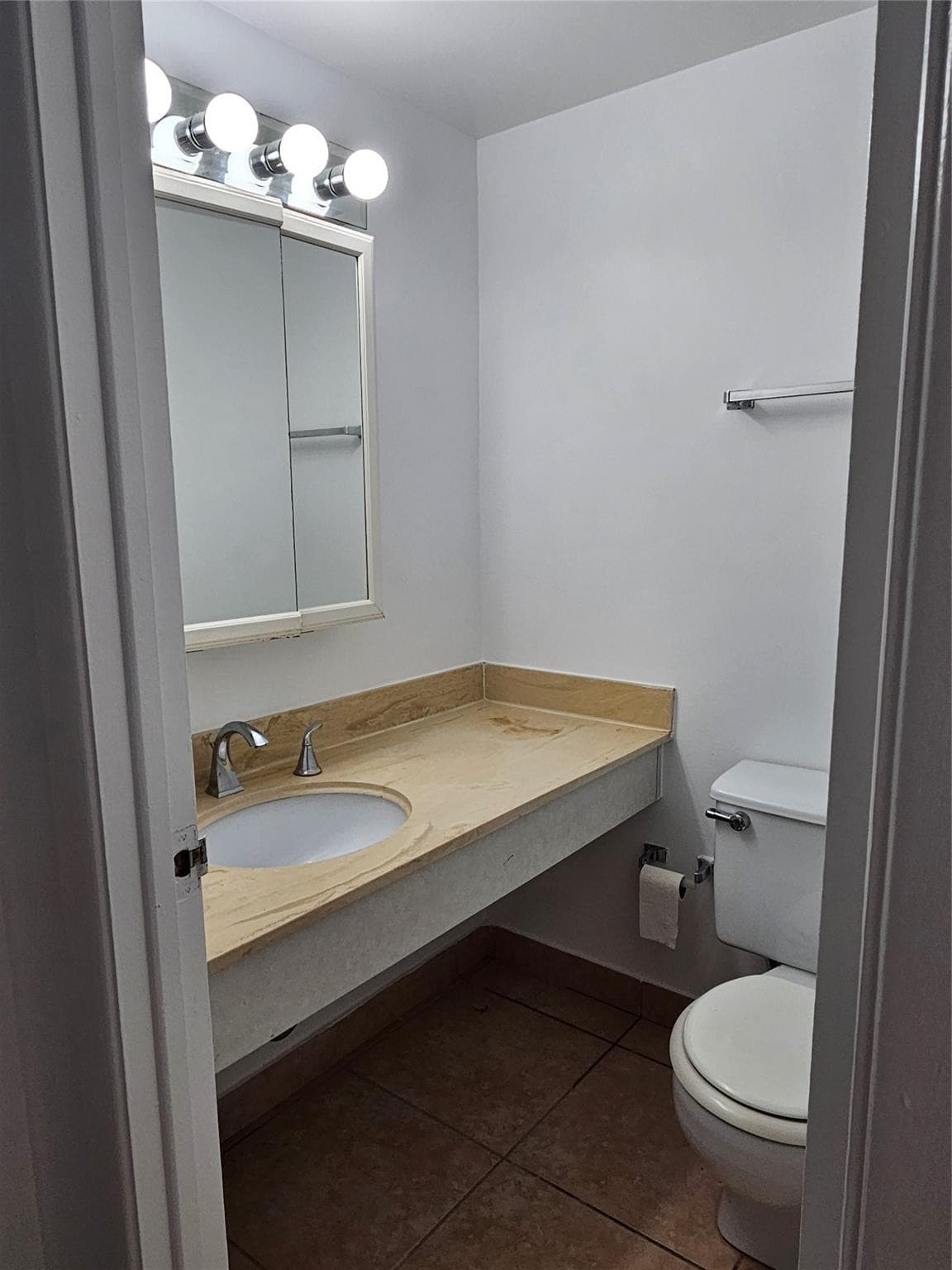 1985 S Ocean Drive 20d, Hallandale Beach, FL 33009 — photo 16 of 18