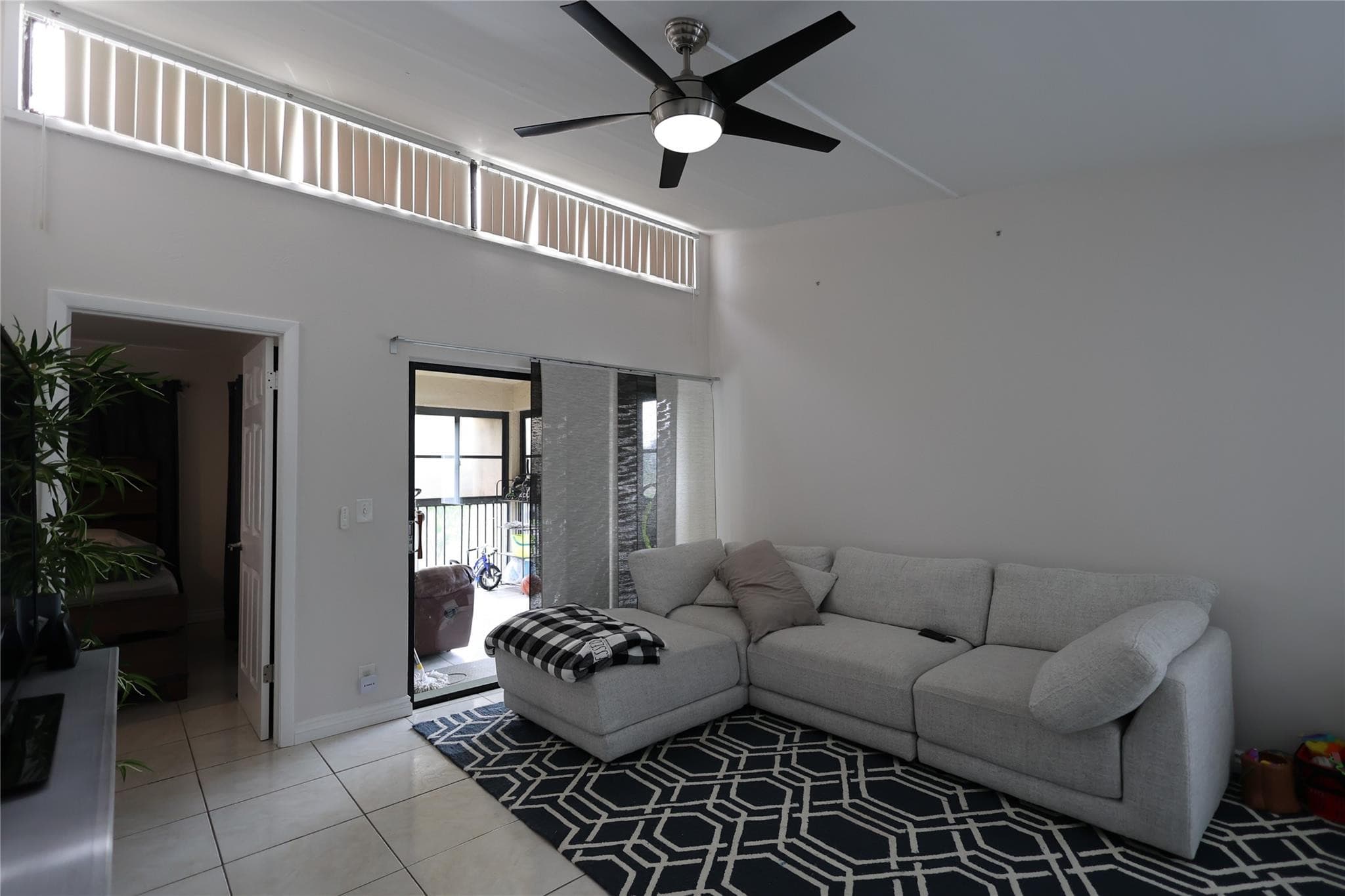 8725 Shadow Wood Boulevard 312, Coral Springs, FL 33071 — photo 4 of 25