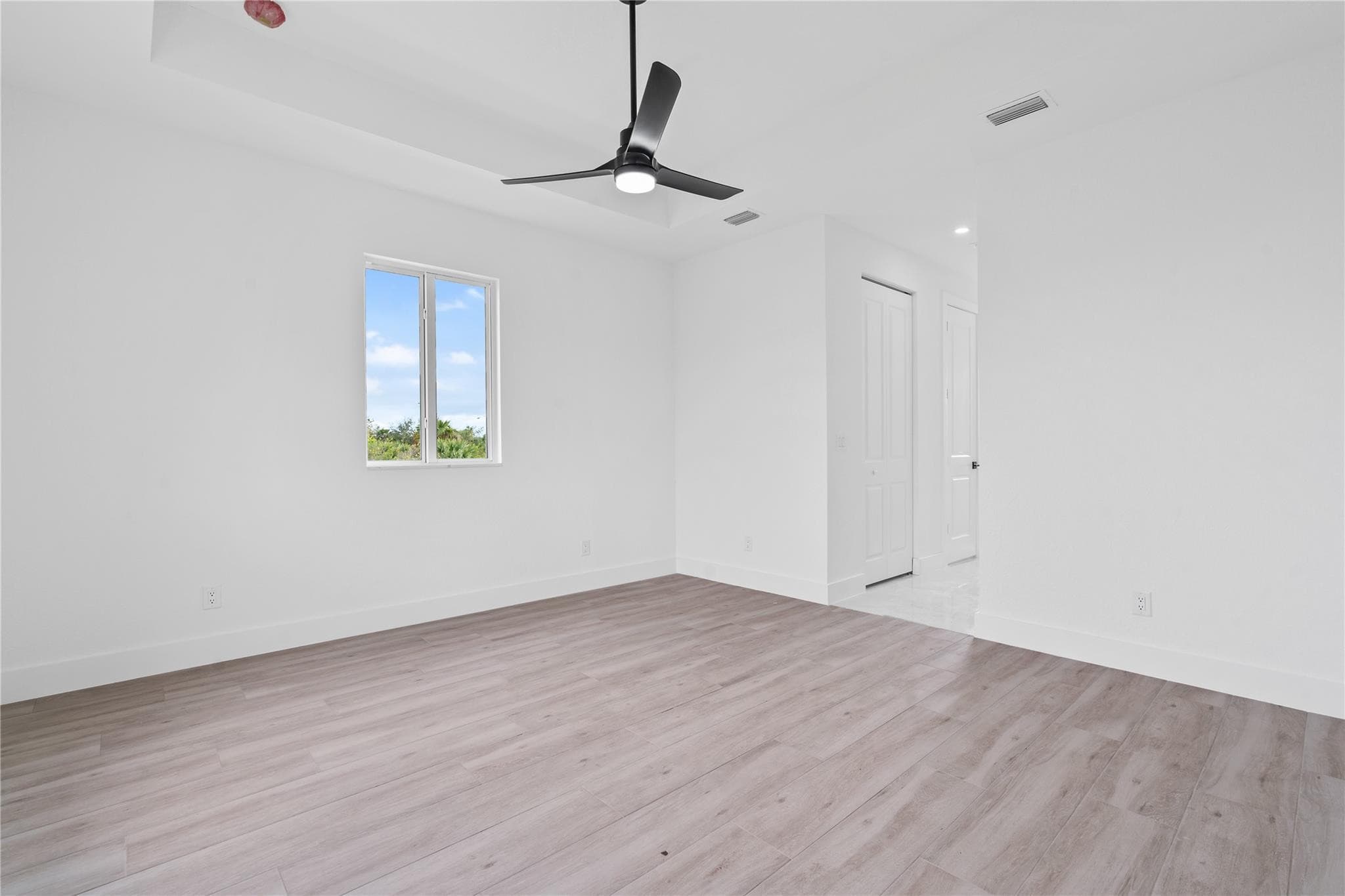 13438 Mcintosh Avenue, Port Charlotte, FL 33981 — photo 17 of 46