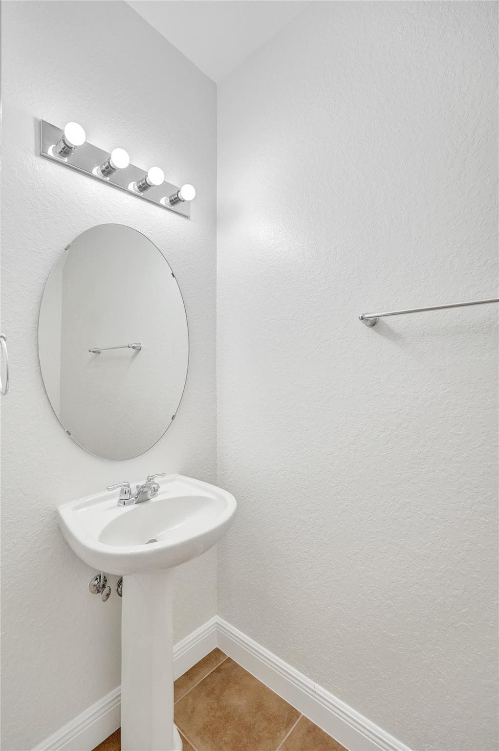 228 SW 6th Court, Pompano Beach, FL 33060 — photo 7 of 50