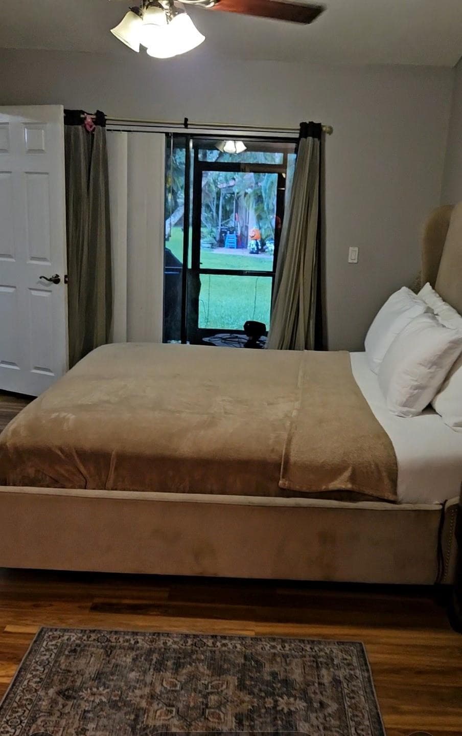 9215 W Sunrise Boulevard, Plantation, FL 33322 — photo 7 of 13
