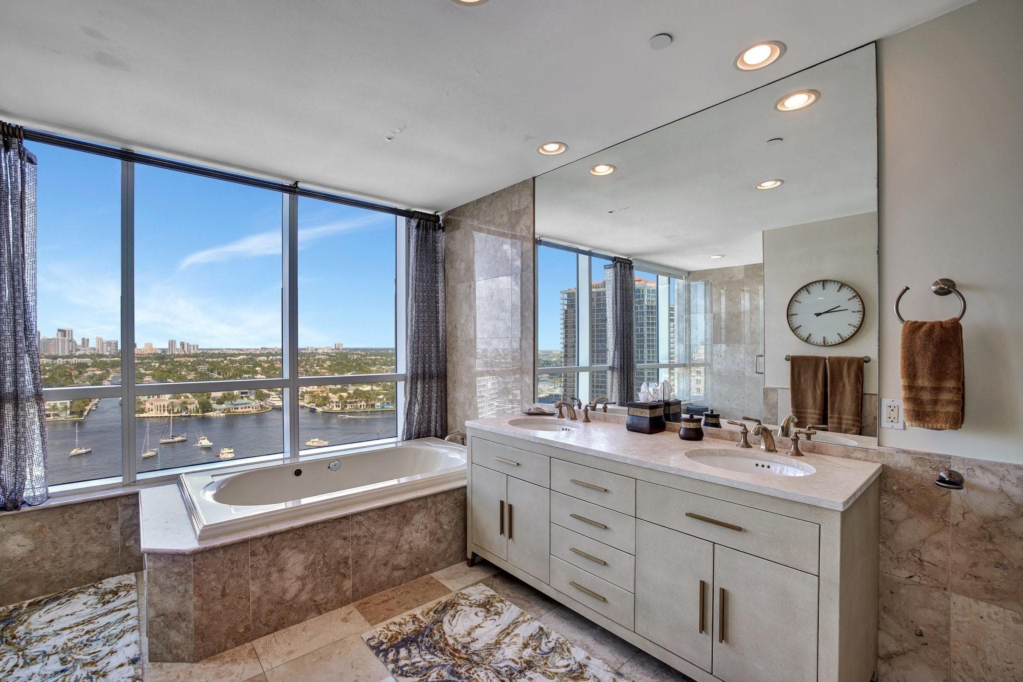 1 N Fort Lauderdale Beach Boulevard 1801 / 1808, Fort Lauderdale, FL 33304 — photo 30 of 44