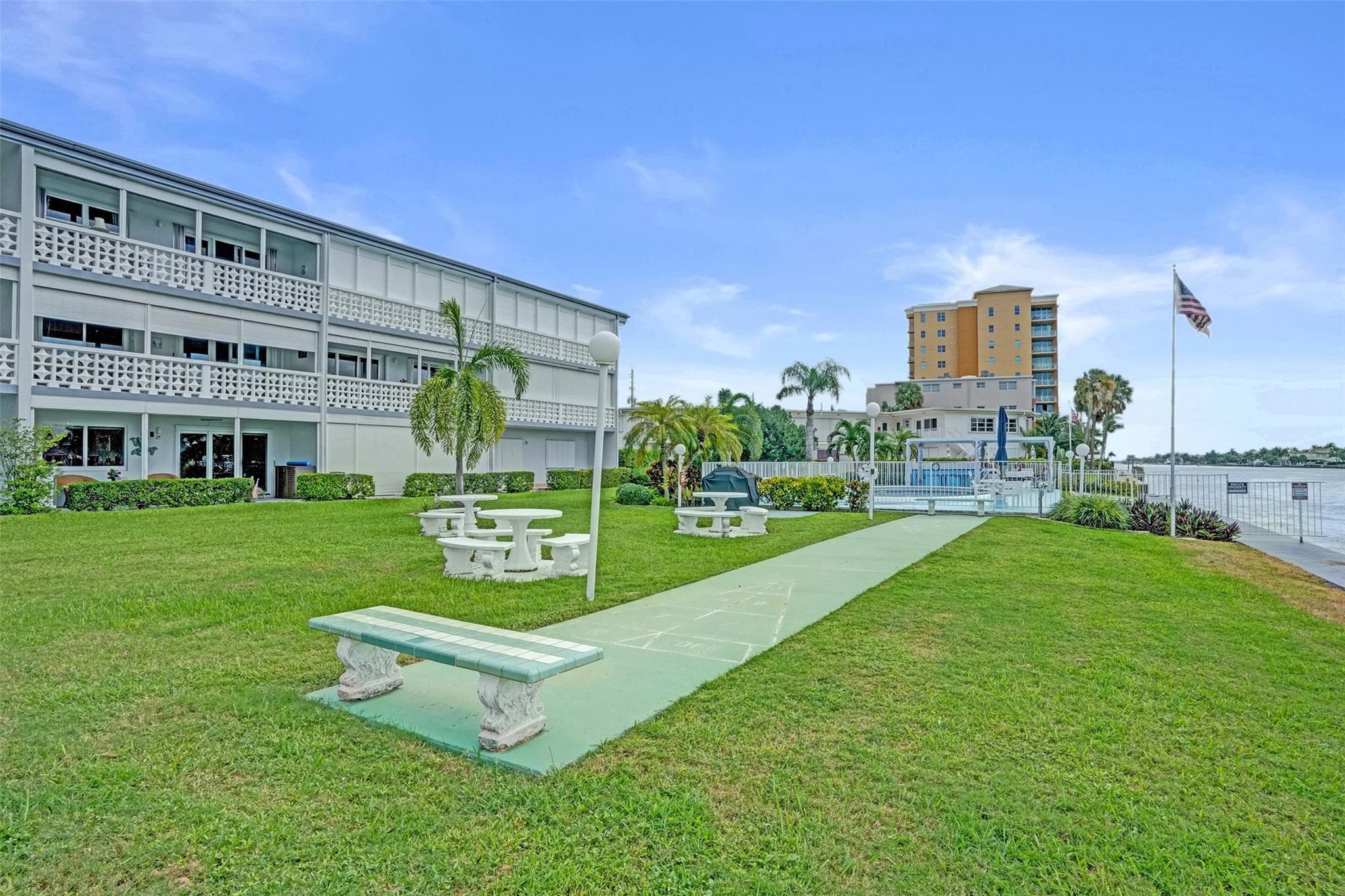 1001 N Riverside Drive 304, Pompano Beach, FL 33062 — photo 45 of 49