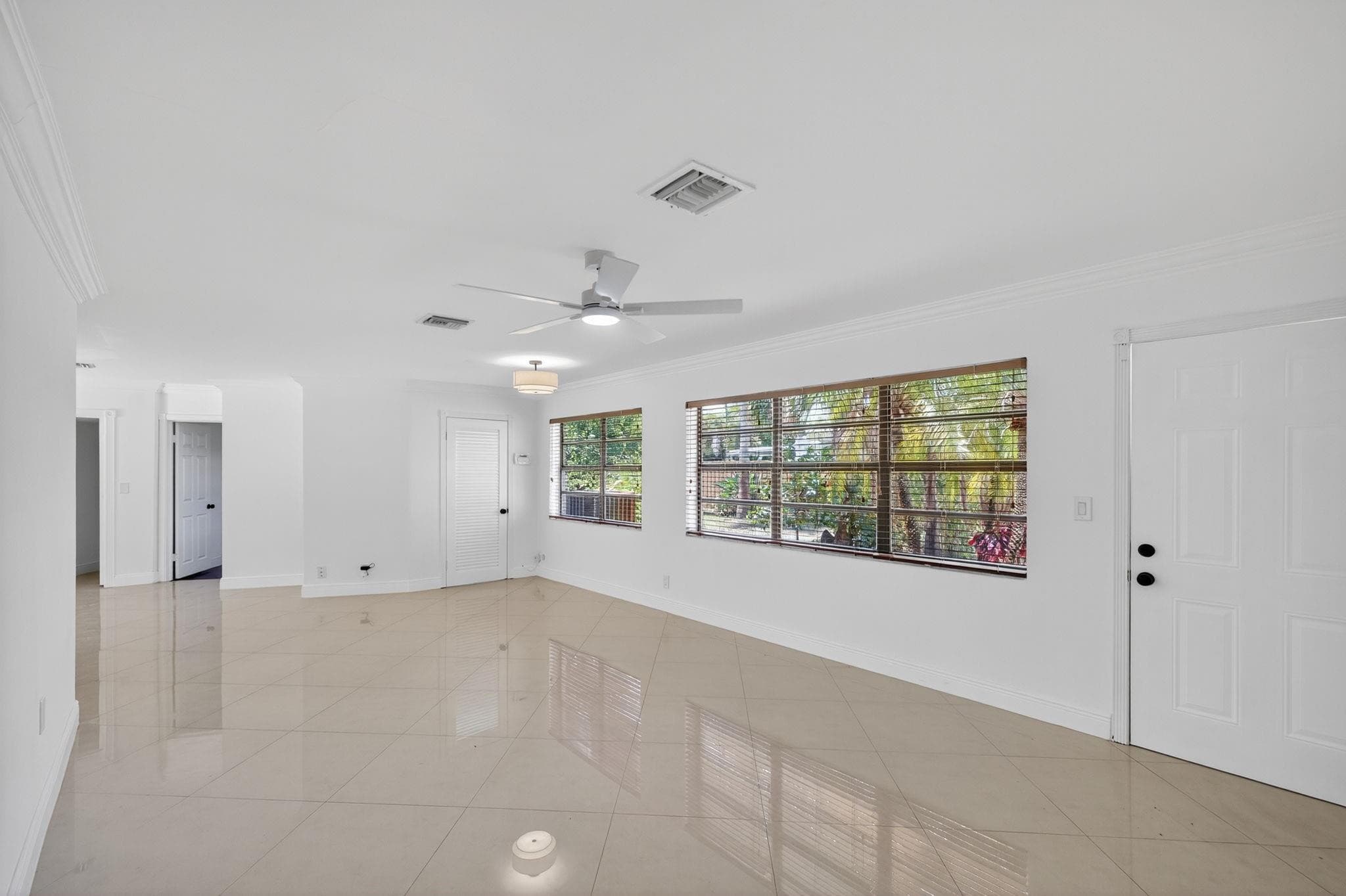 2924 NW 8th Avenue, Wilton Manors, FL 33311 — photo 4 of 69