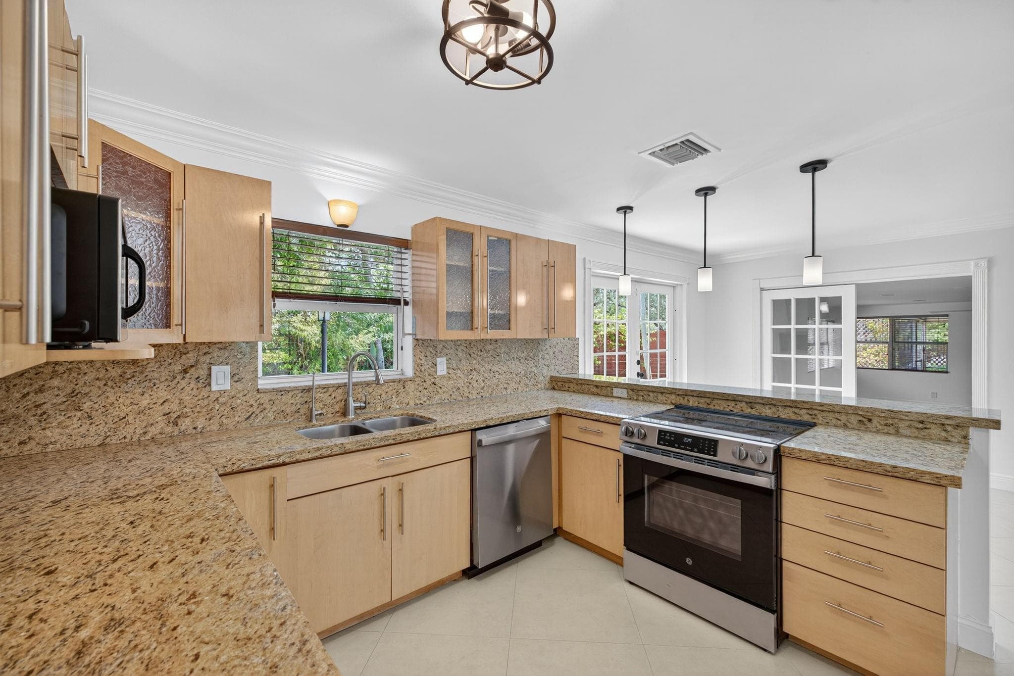 2924 NW 8th Avenue, Wilton Manors, FL 33311 — photo 7 of 69