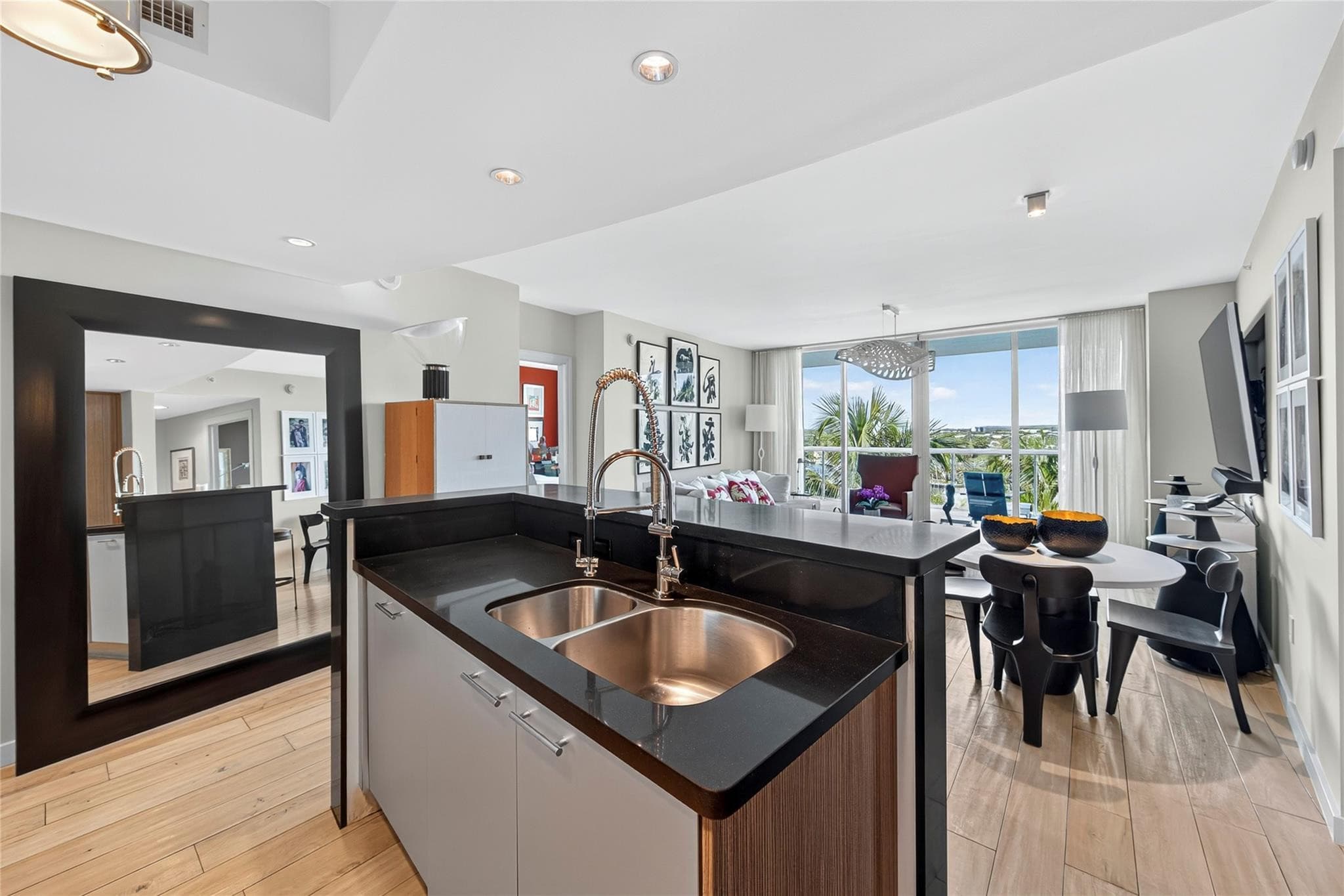 1 N Ocean Boulevard 709, Pompano Beach, FL 33062 — photo 13 of 99