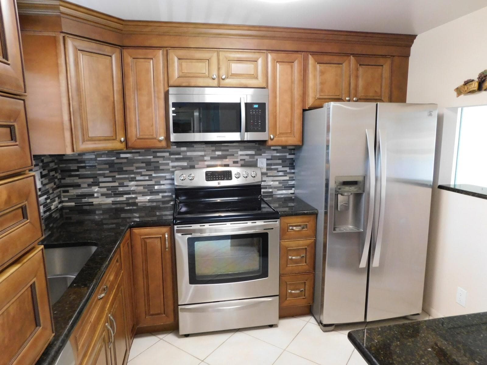 9580 Sunrise Lakes Boulevard 202, Sunrise, FL 33322 — photo 3 of 54
