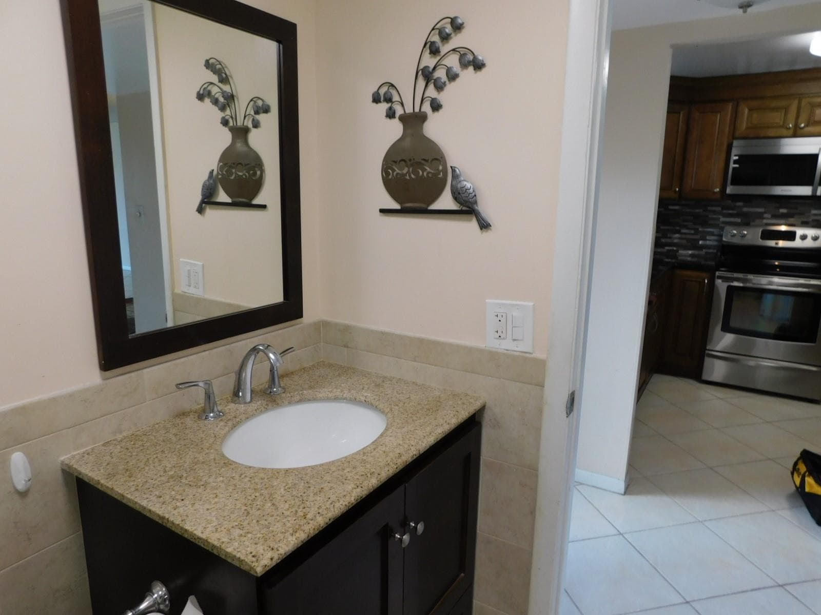 9580 Sunrise Lakes Boulevard 202, Sunrise, FL 33322 — photo 7 of 54